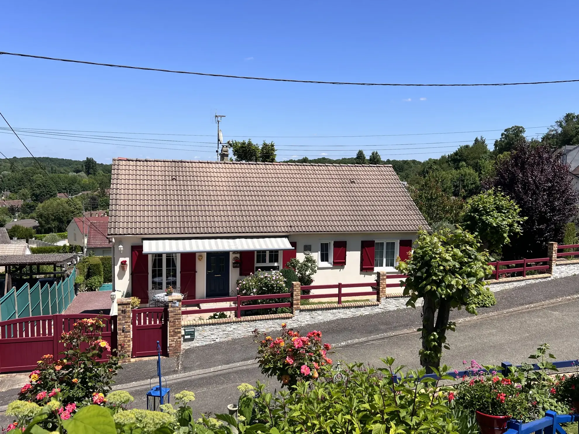 Maison de 138 m² avec 3 chambres à Aunay-Sous-Crecy - Idéalement située
