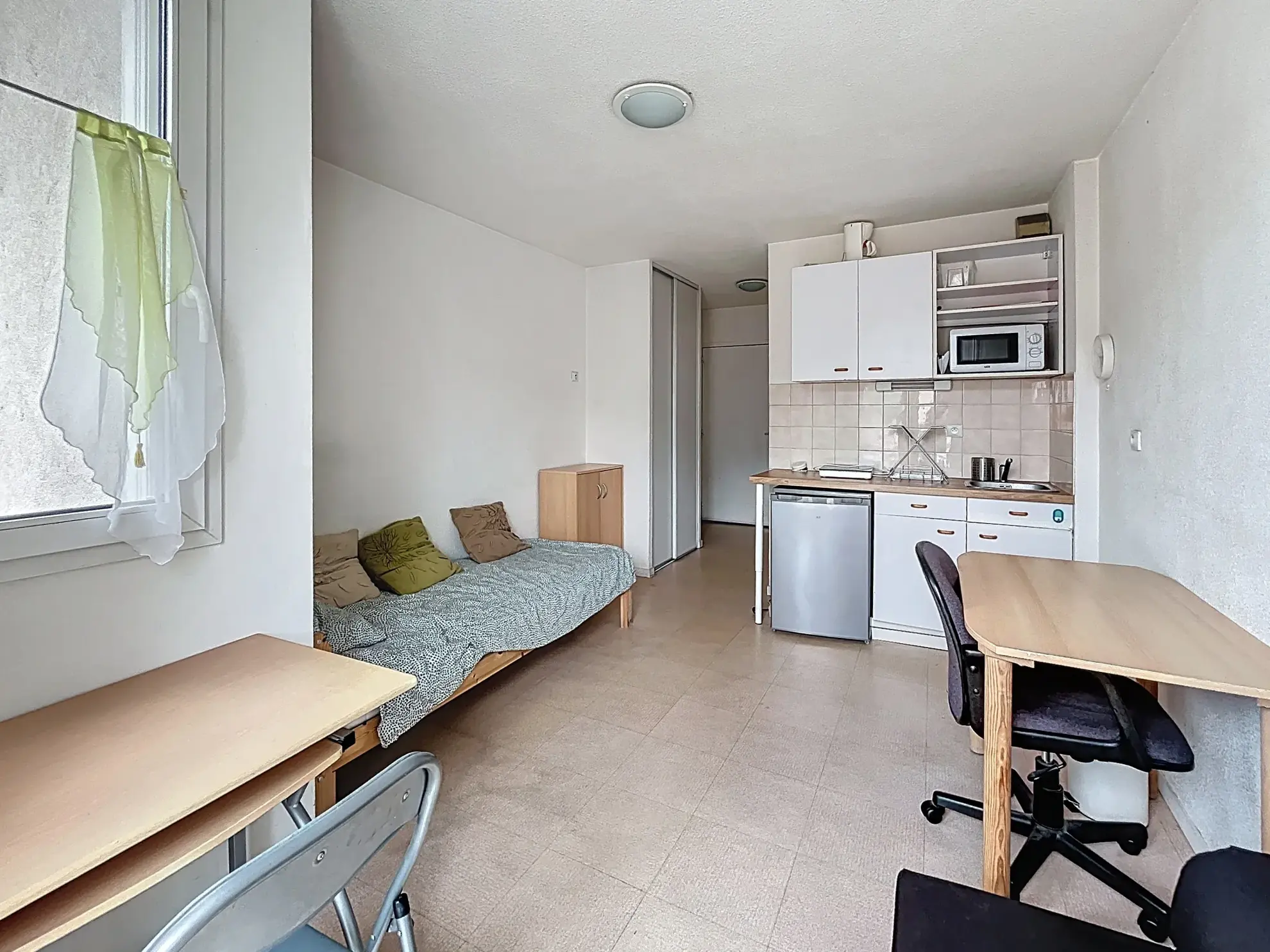 Studio à vendre à Grenoble - 19m², balcon, proche gare - Investissement sécurisé 