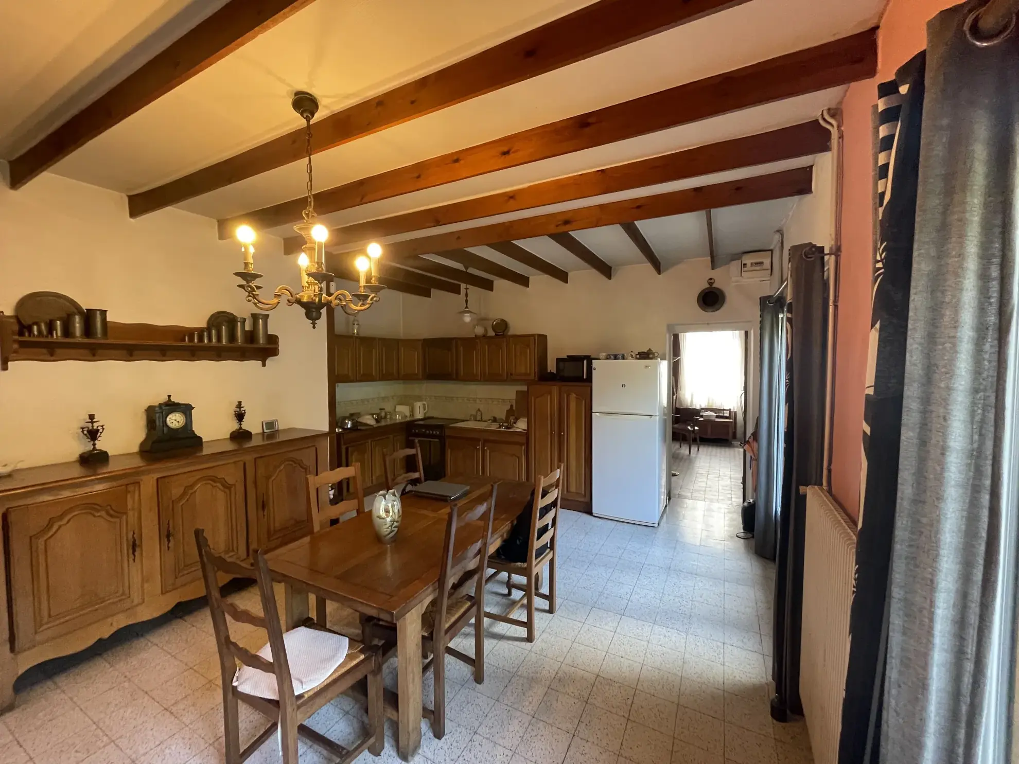 Maison à vendre de 139m² avec hangar et terrain à Lievin, idéale pour projet de rénovation 