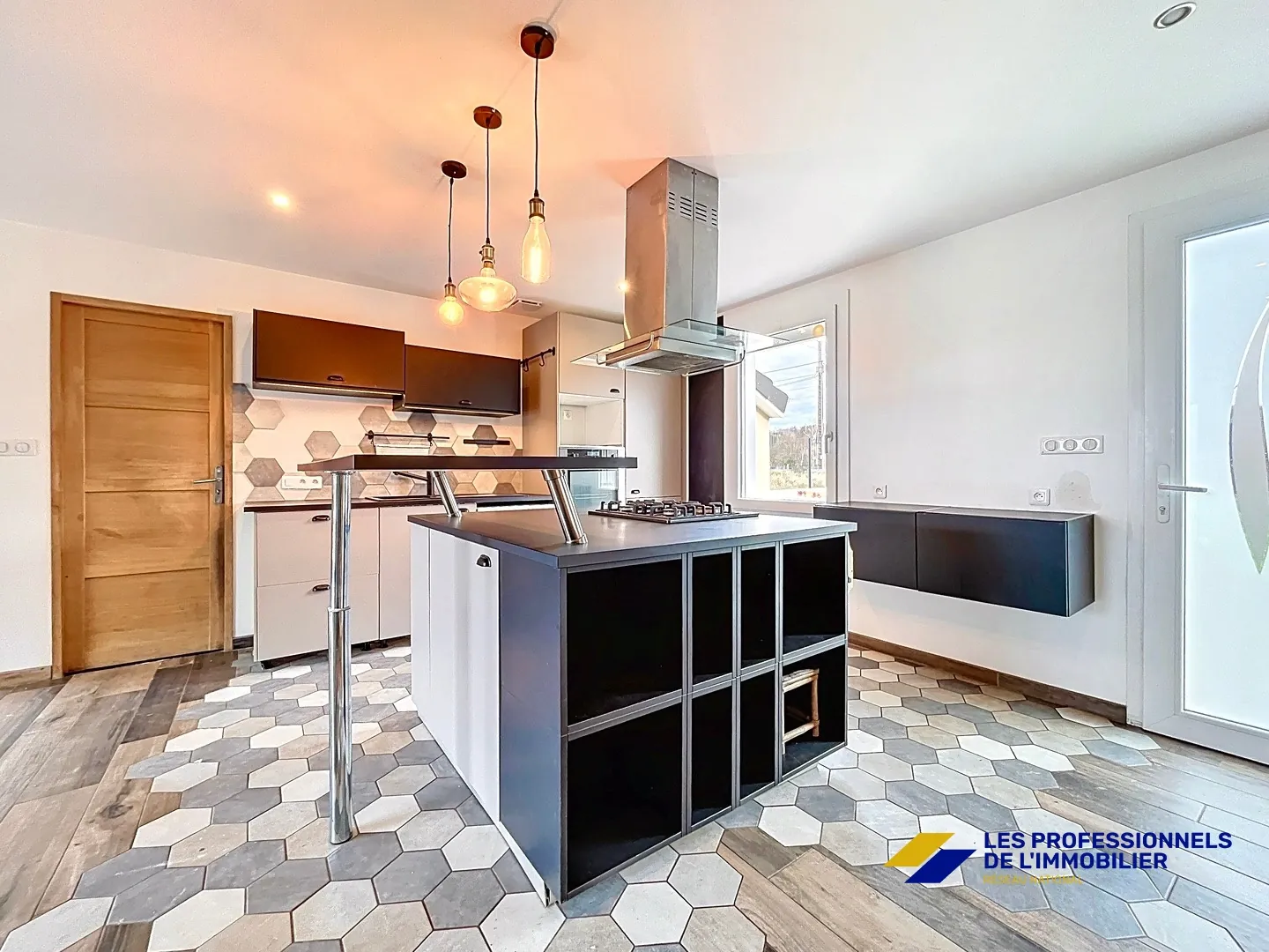 Maison 3 pièces de 75 m2 avec jardin et piscine à Charmois-devant-Bruyères 