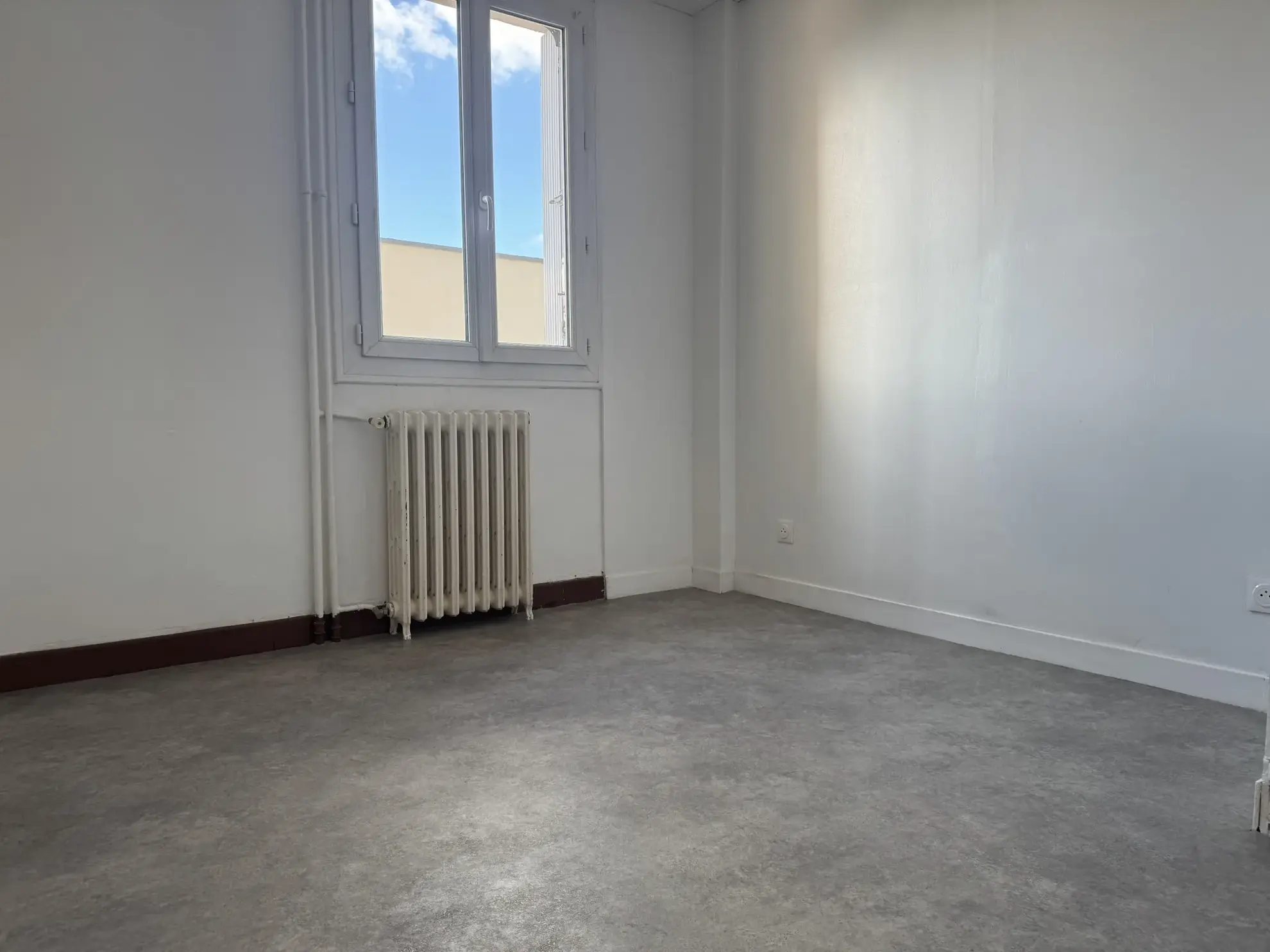 Appartement 4 pièces avec cave à vendre à Aurillac - Résidence avec ascenseur 