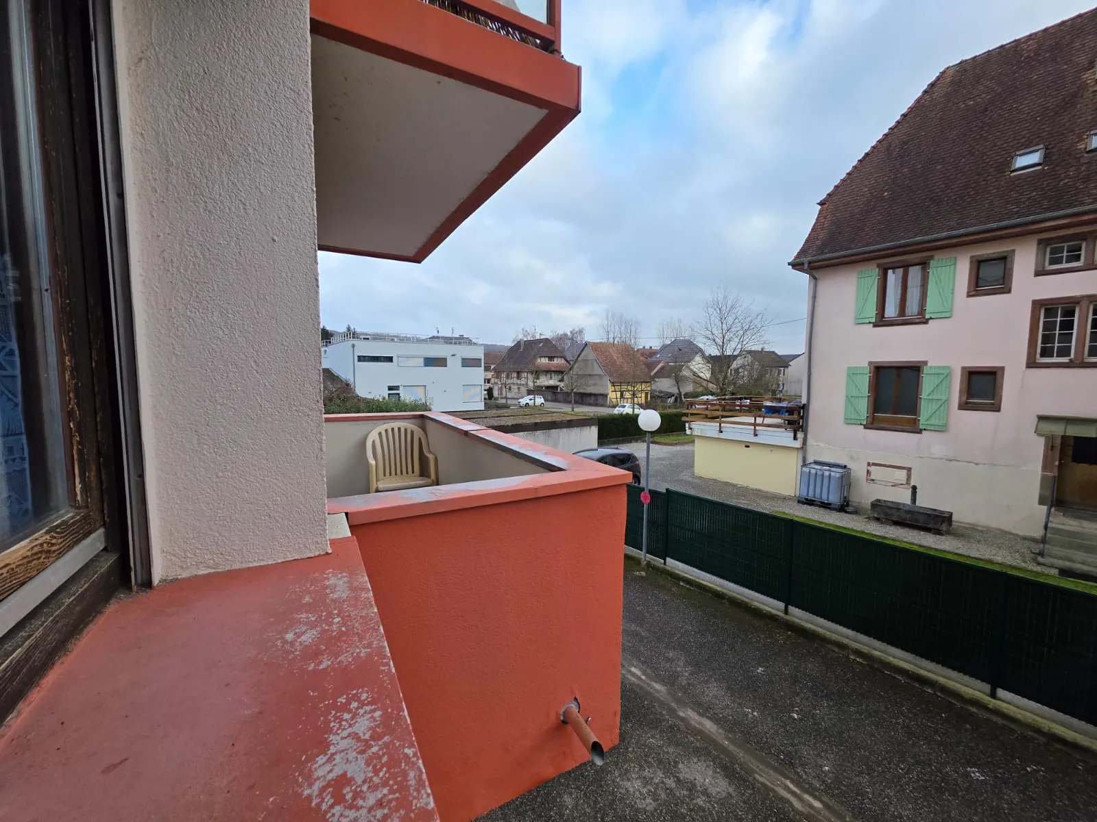 Studio loué à Hirsingue - Idéal investissement dans une copropriété calme 