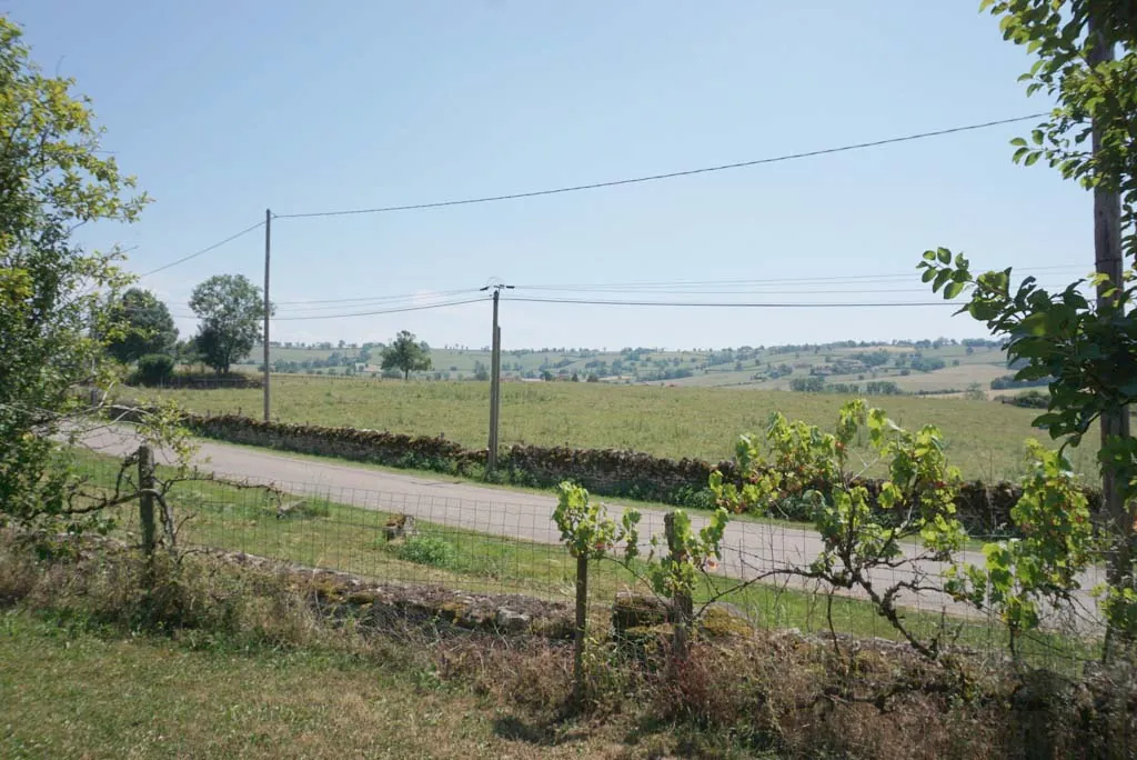 Belle maison de village en Brionnais de 118 m² avec jardin et garage 