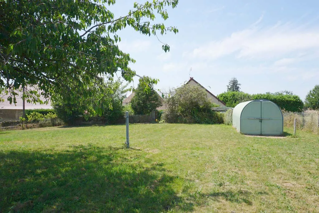 Belle maison de village en Brionnais de 118 m² avec jardin et garage 