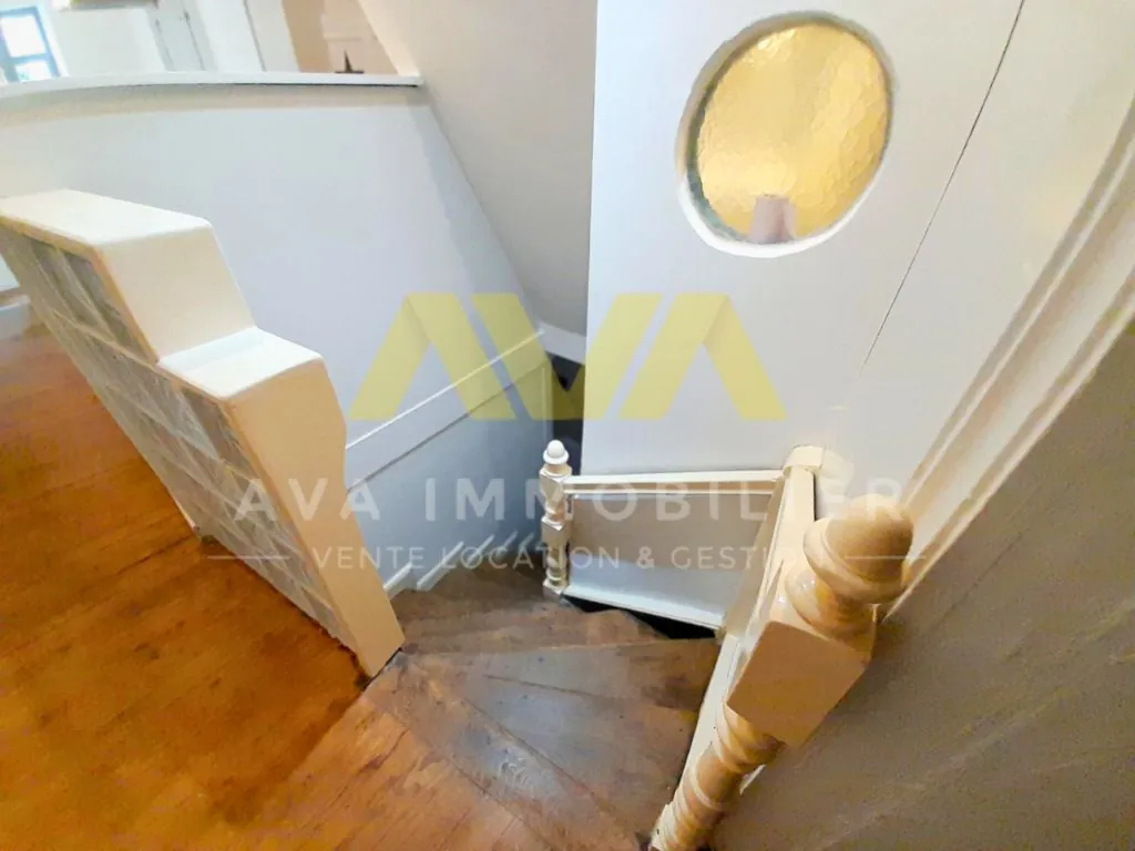 Appartement T2 en souplex de 42 m² au centre d'Oloron Sainte-Marie 