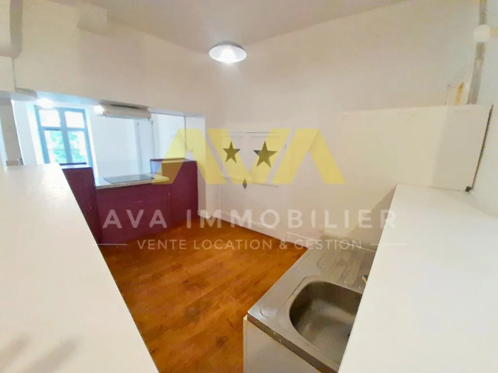 Appartement T2 en souplex de 42 m² au centre d'Oloron Sainte-Marie 