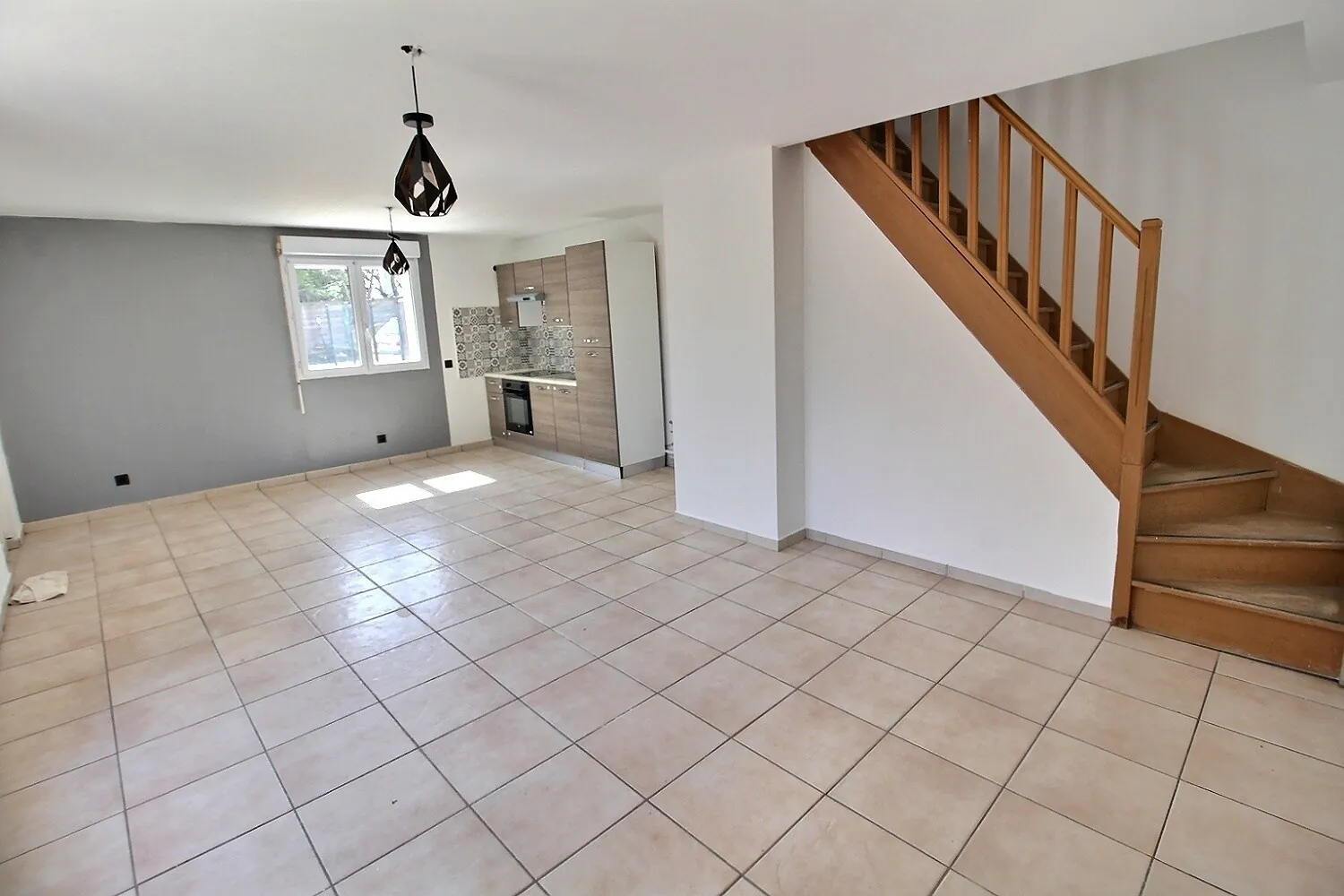 Maison 3 pièces avec jardin et parking à Saint-Martin-de-Londres (34380) 