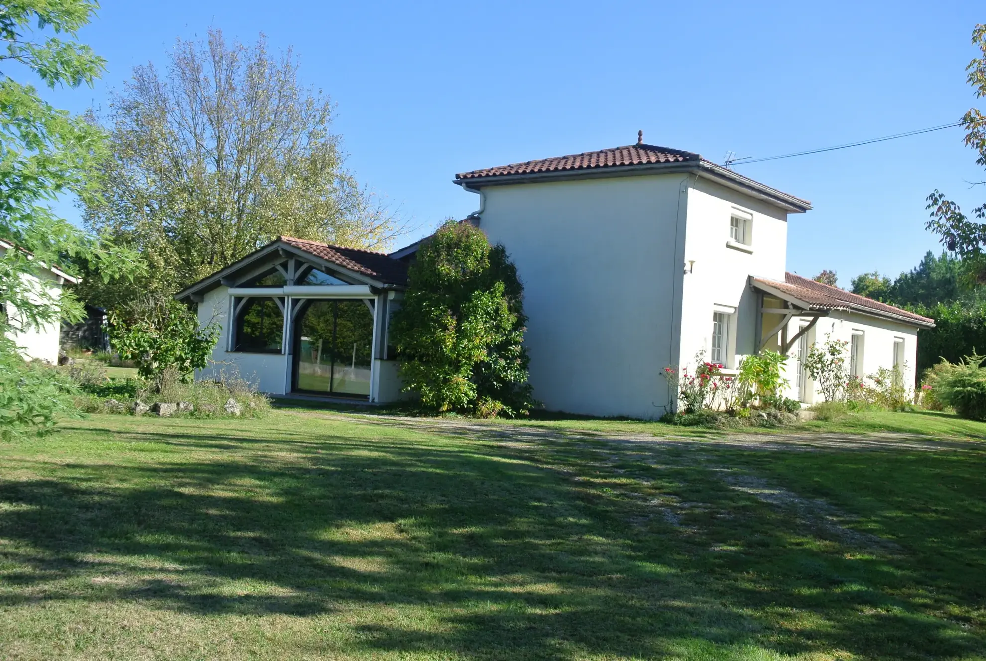 Maison à vendre à 10 minutes de Marmande avec piscine et grand jardin 