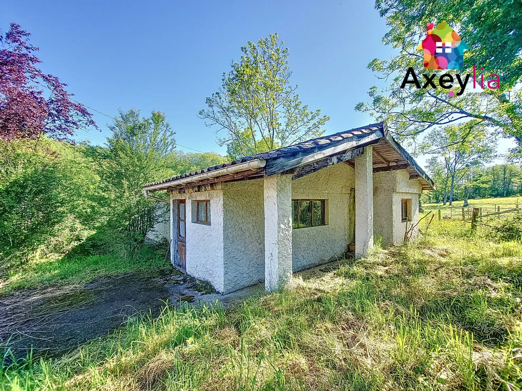 Maison à rénover à vendre à Mars - Terrain clos et dépendance