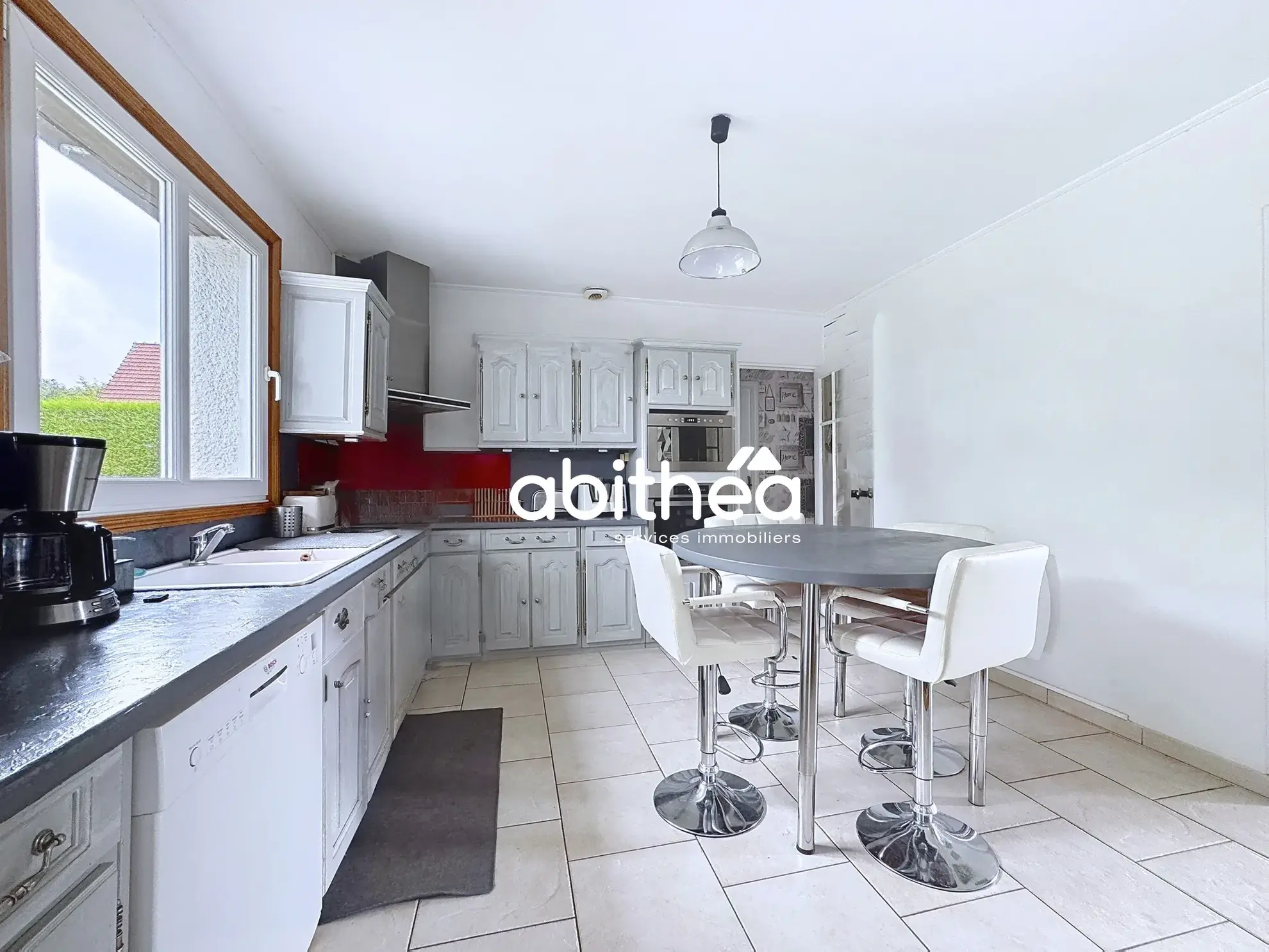 Belle maison individuelle avec jardin et garage à Izel-les-Hameau 