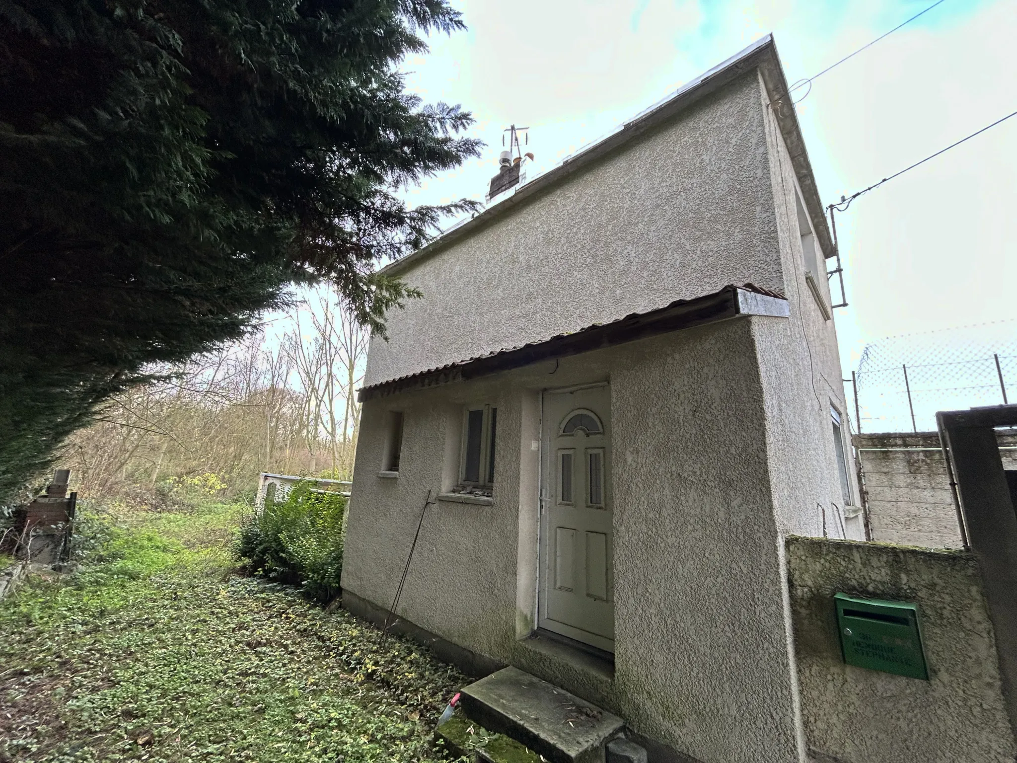 Maison 3 pièces avec dépendance à Ham, calme et proche de toutes commodités