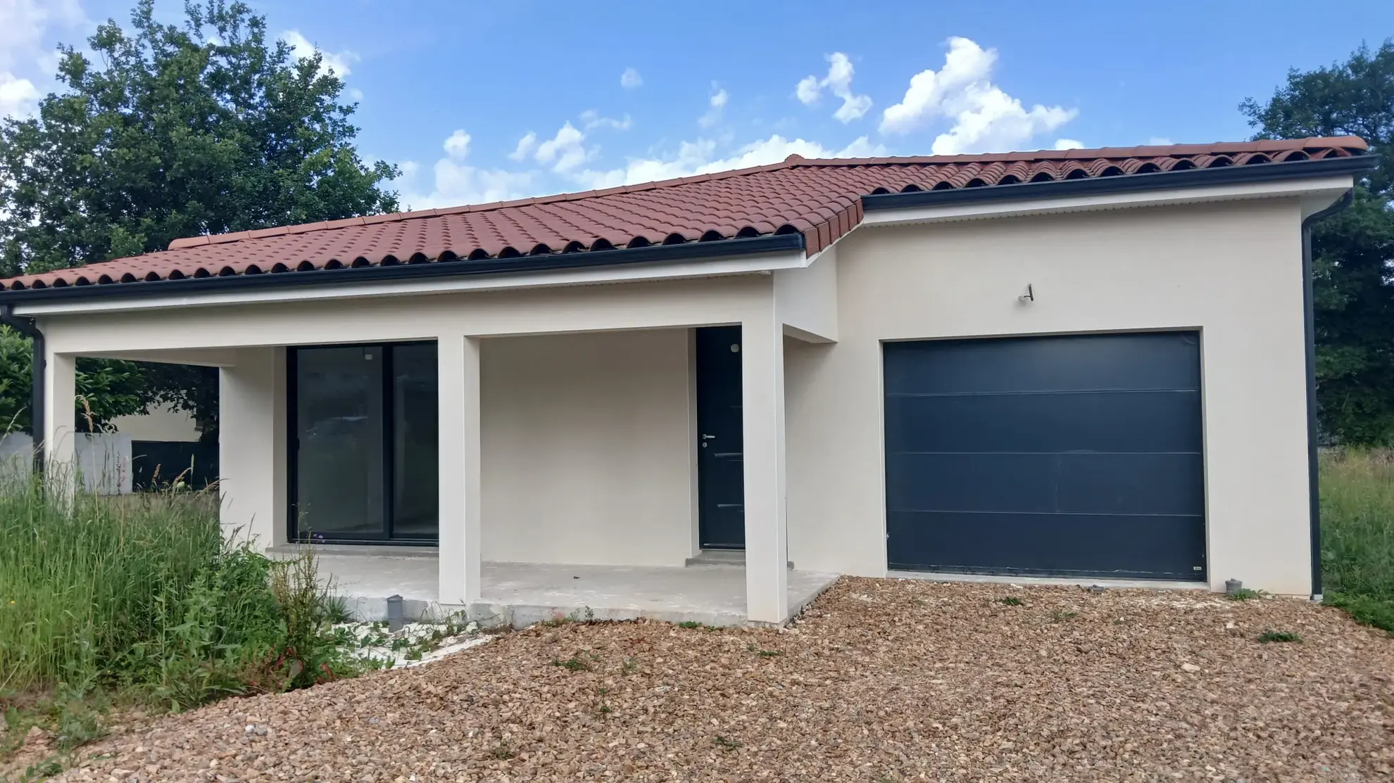 Villa de plain-pied 106 m² à Courpière avec terrain spacieux