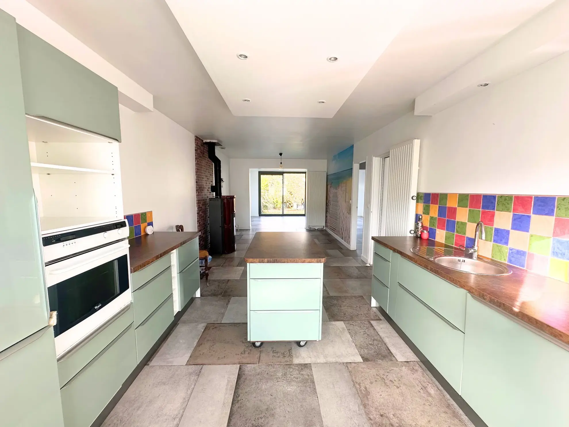 Charmante maison semi jumelée à Dreuil-lès-Amiens avec jardin et sous-sol