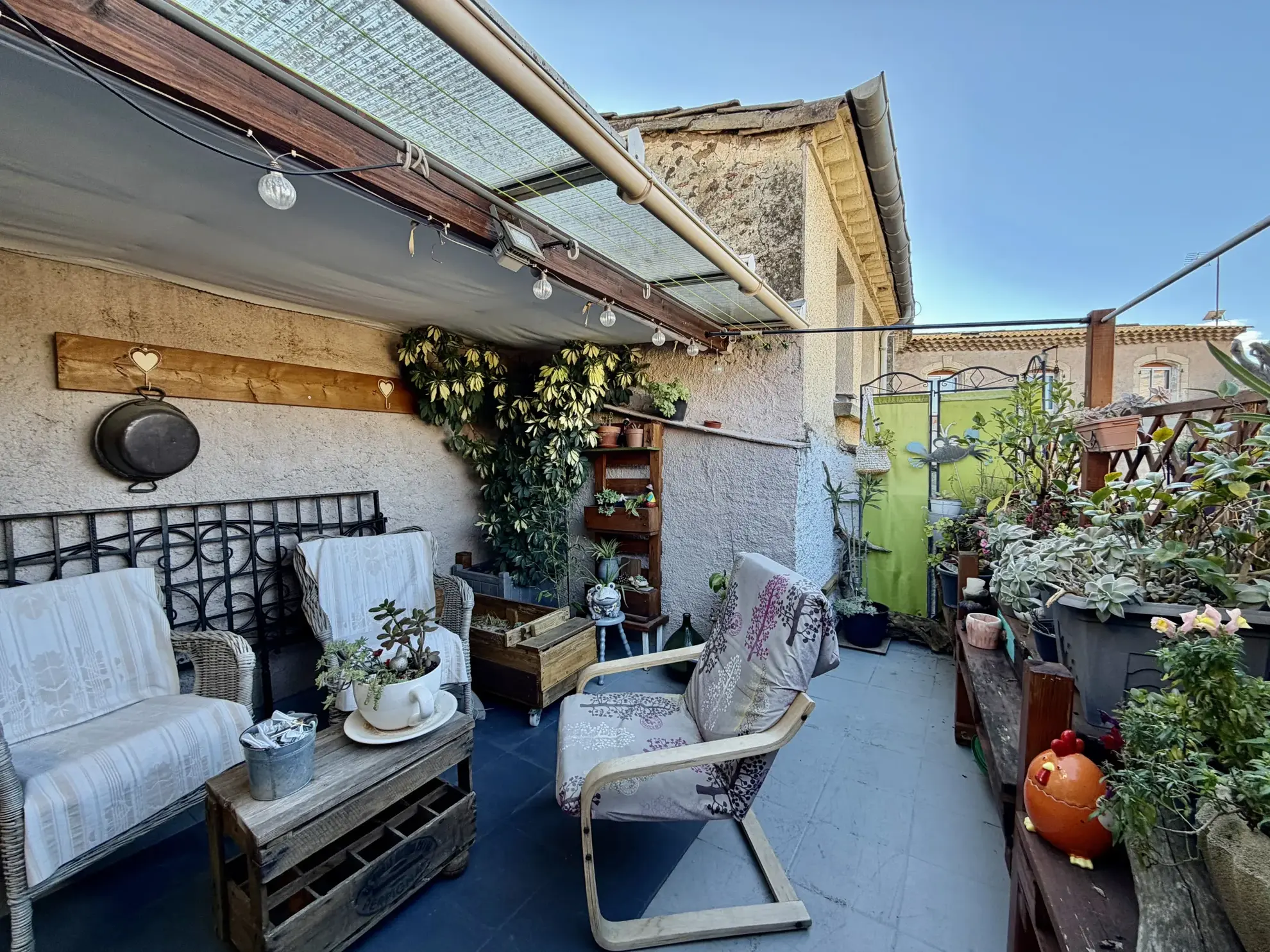 Maison rénovée avec studio indépendant et terrasse à Florensac - Idéal résidence ou investissement