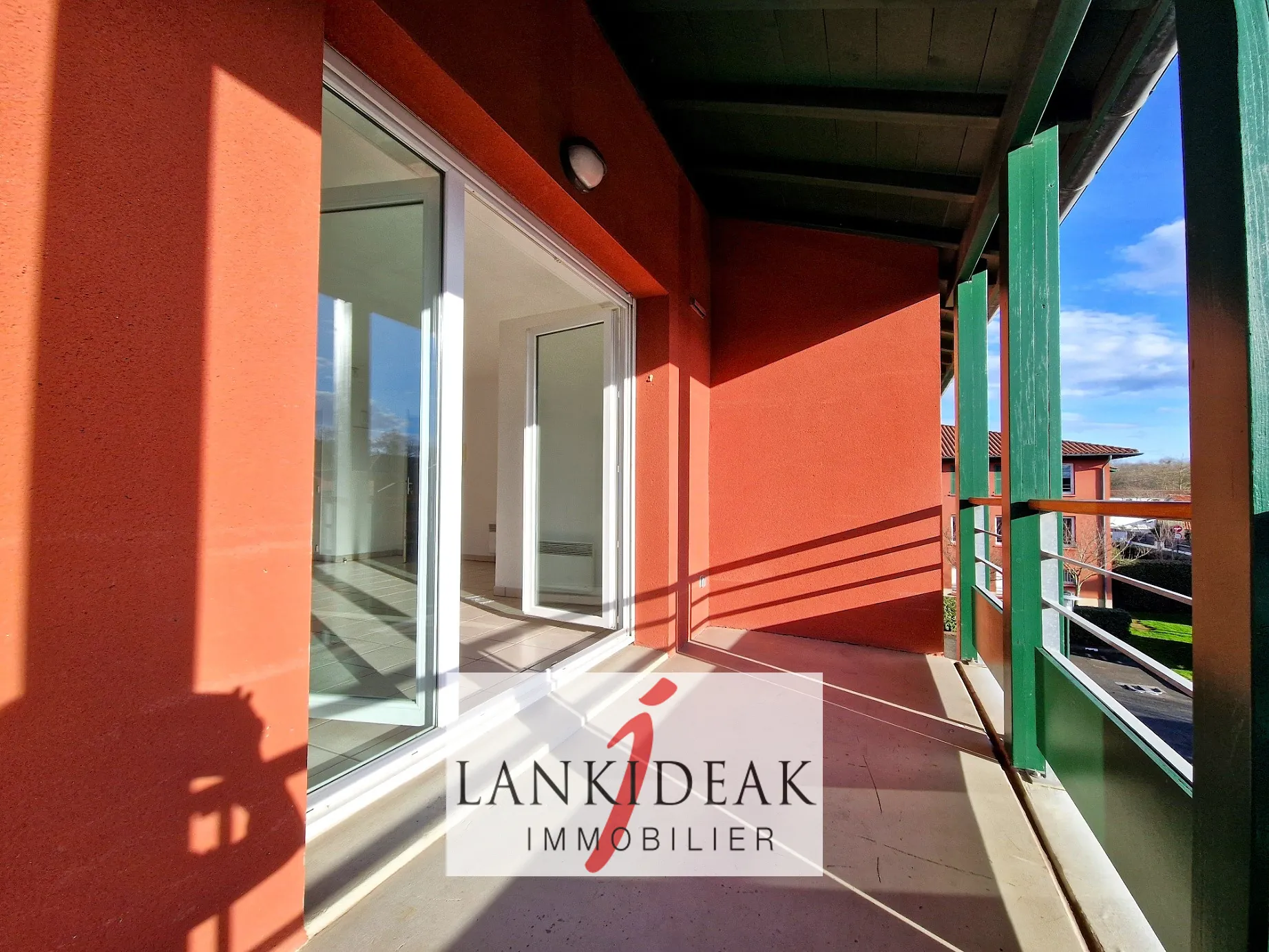 Appartement T2 de 48 m² avec terrasse et parking à Boucau