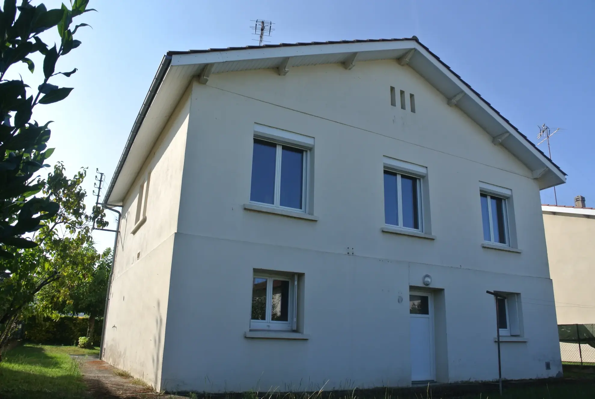 Maison familiale 5 chambres à Marmande, proche commodités, terrain de 478 m² 