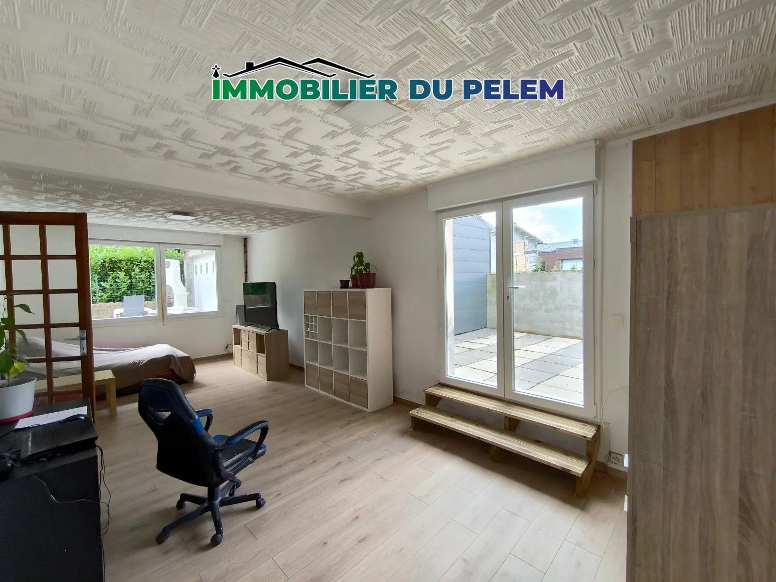 Maison 4 chambres avec jardin et garage à Maël-Carhaix - Belle opportunité familiale 