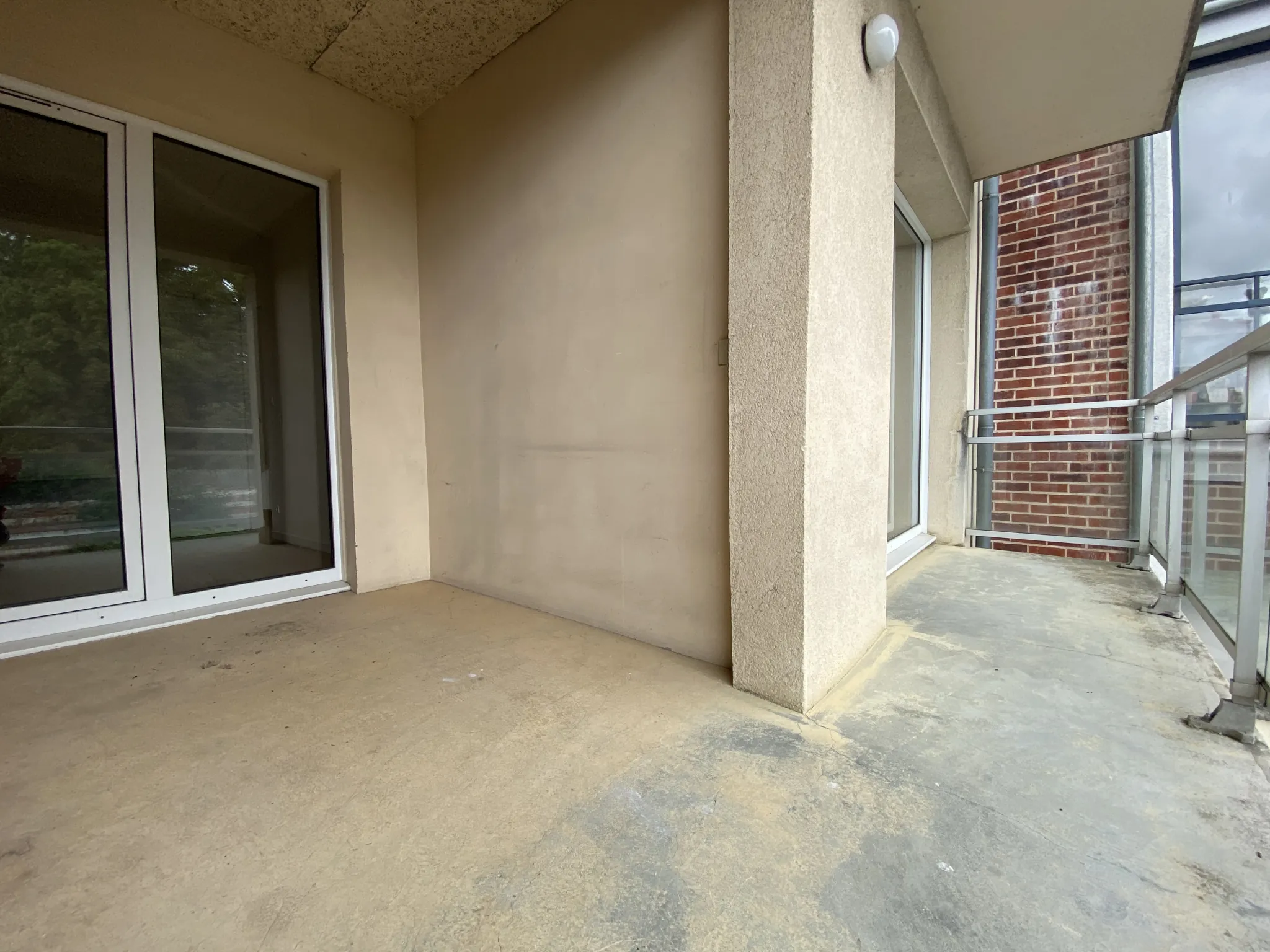 Appartement lumineux en centre-ville d'Abbeville avec ascenseur et balcon 