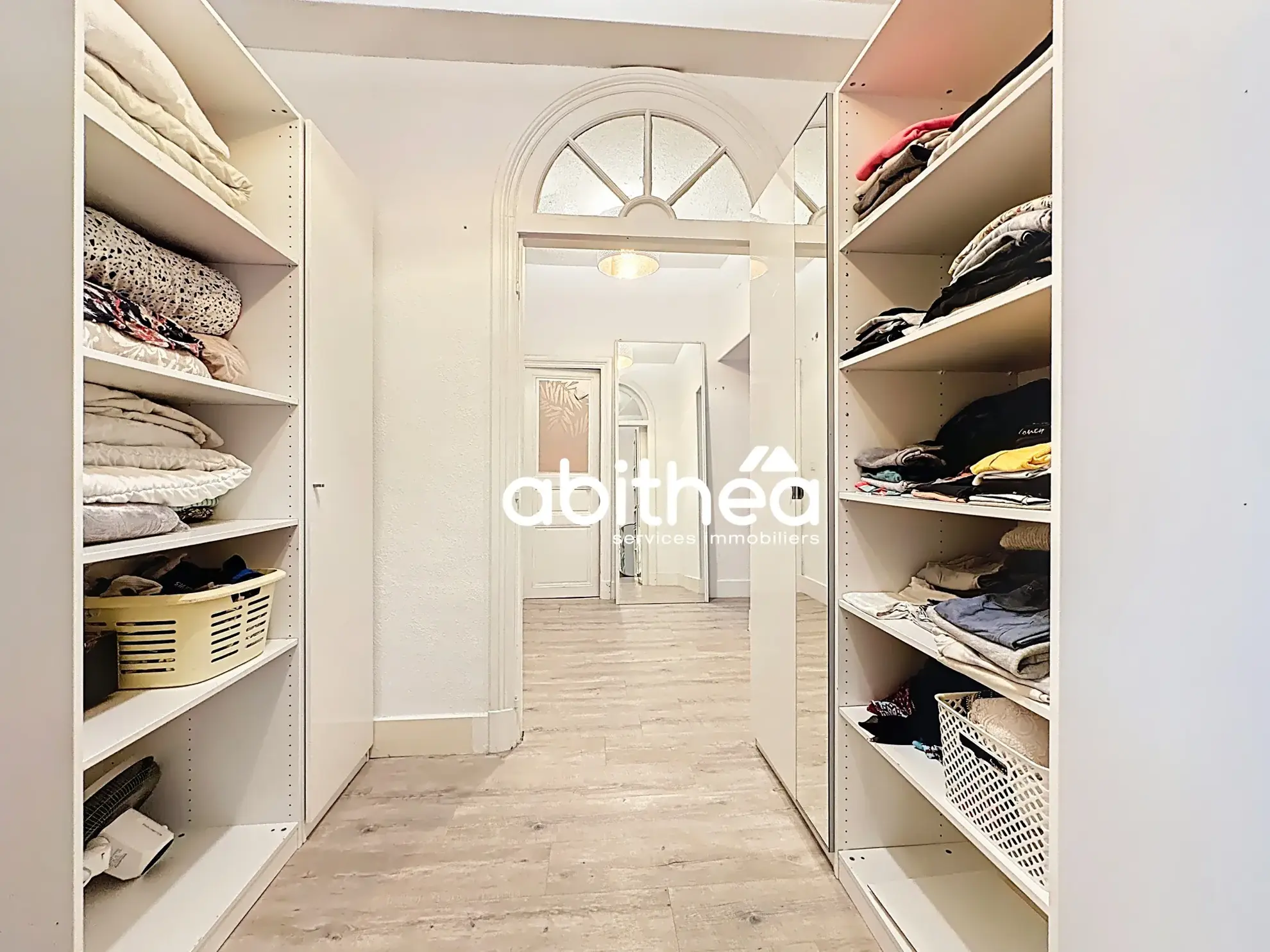 Appartement T5 de 190 m² au cœur du patrimoine historique de Béziers 