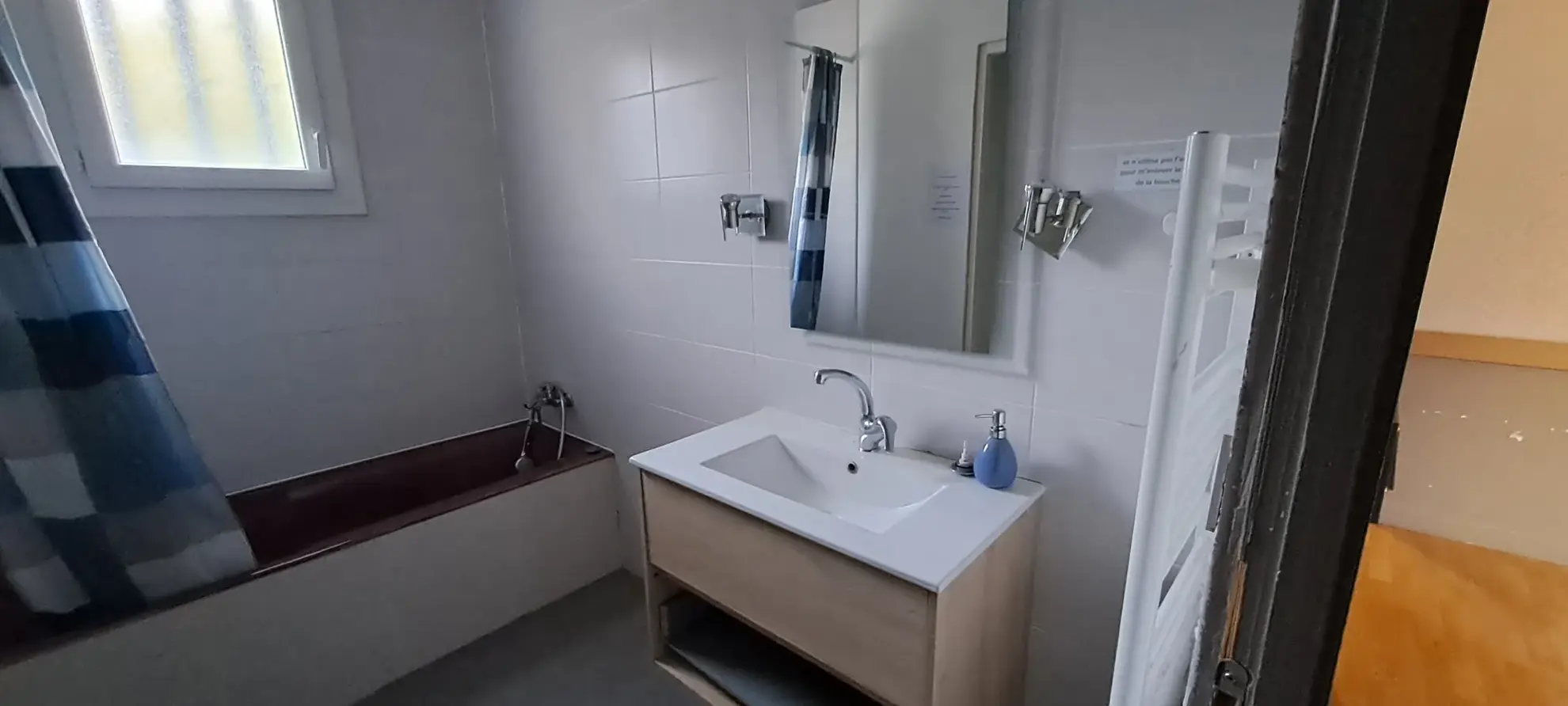 Maison individuelle de 200 m² avec terrain à Lodeve - Quartier calme 