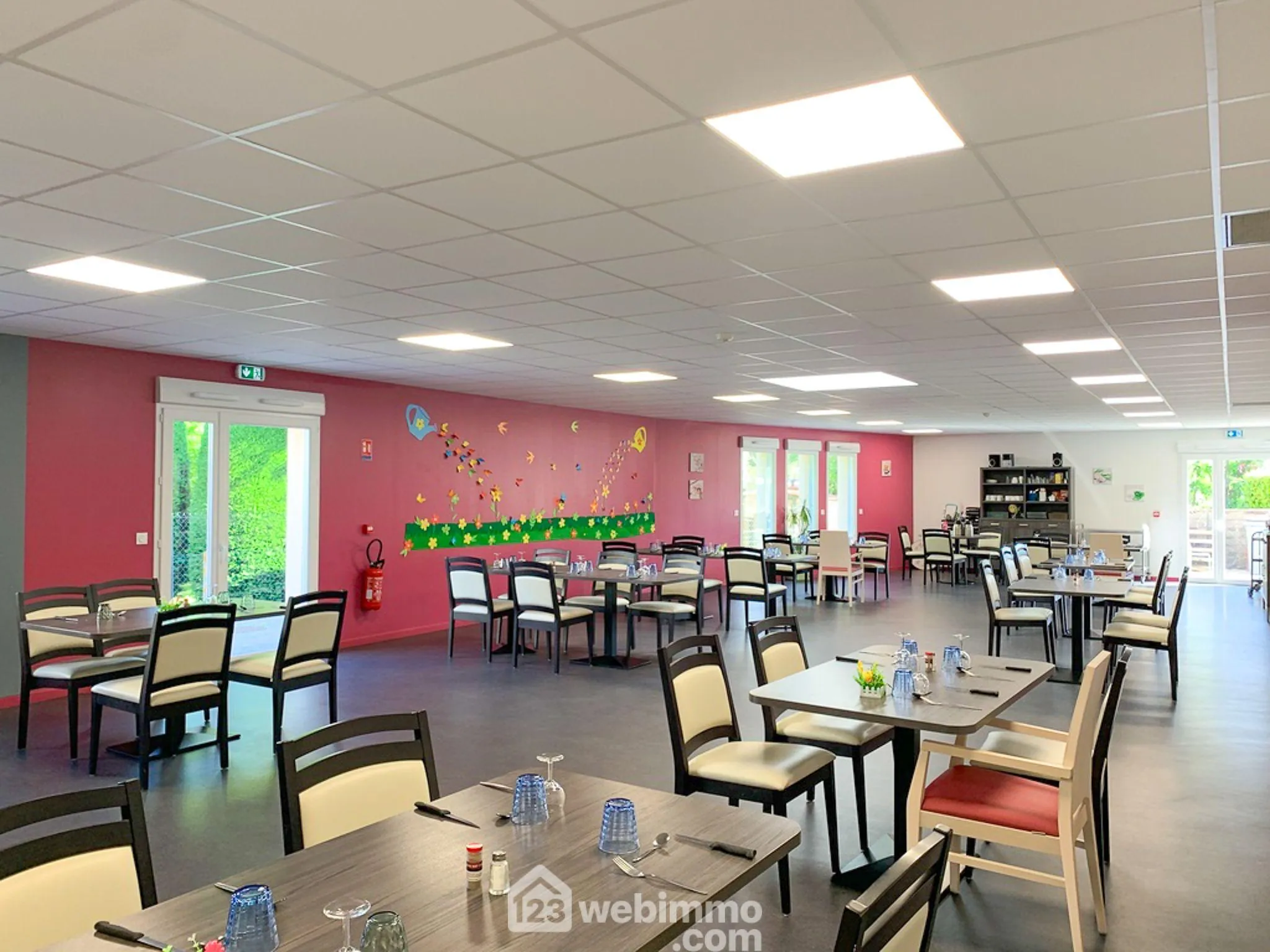 Studio de 27 m² à Mazé-Milon, idéal investissement en résidence seniors 