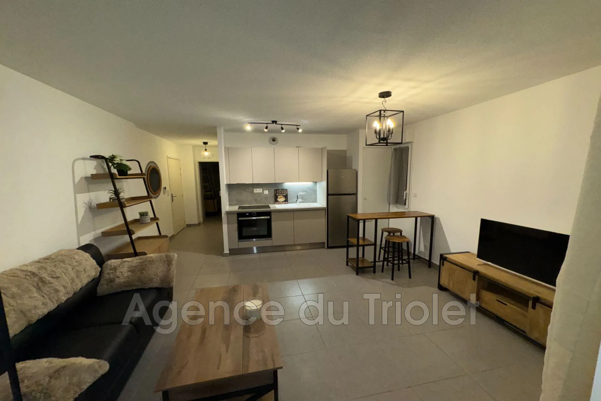 A vendre appartement 2 pièces avec terrasse à Montpellier Ovalie