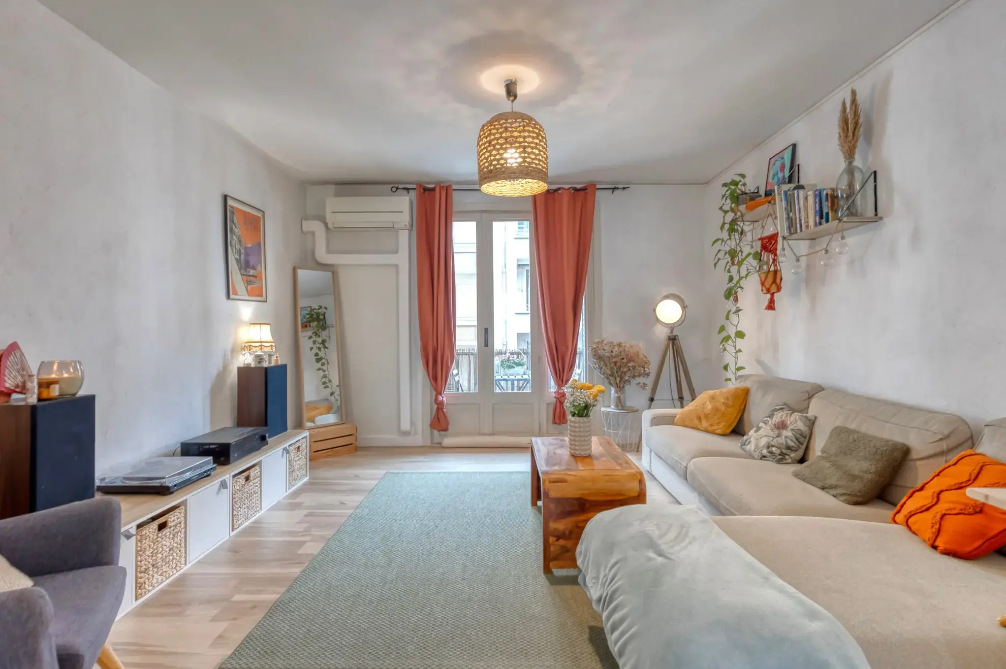 Spacieux T3 rénové avec Balcons à Grenoble Aigle - Centre-ville 