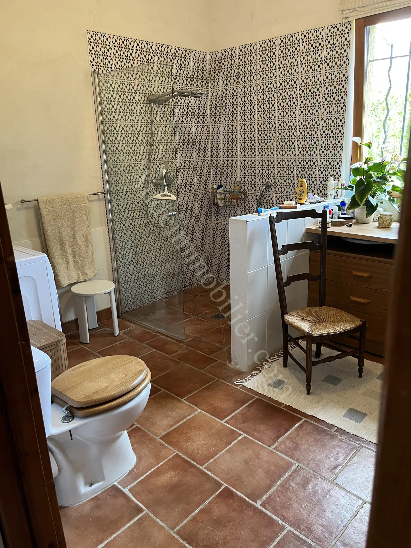 Villa de plain-pied avec jardin à Limoux – 2 chambres, garage, vue campagne 