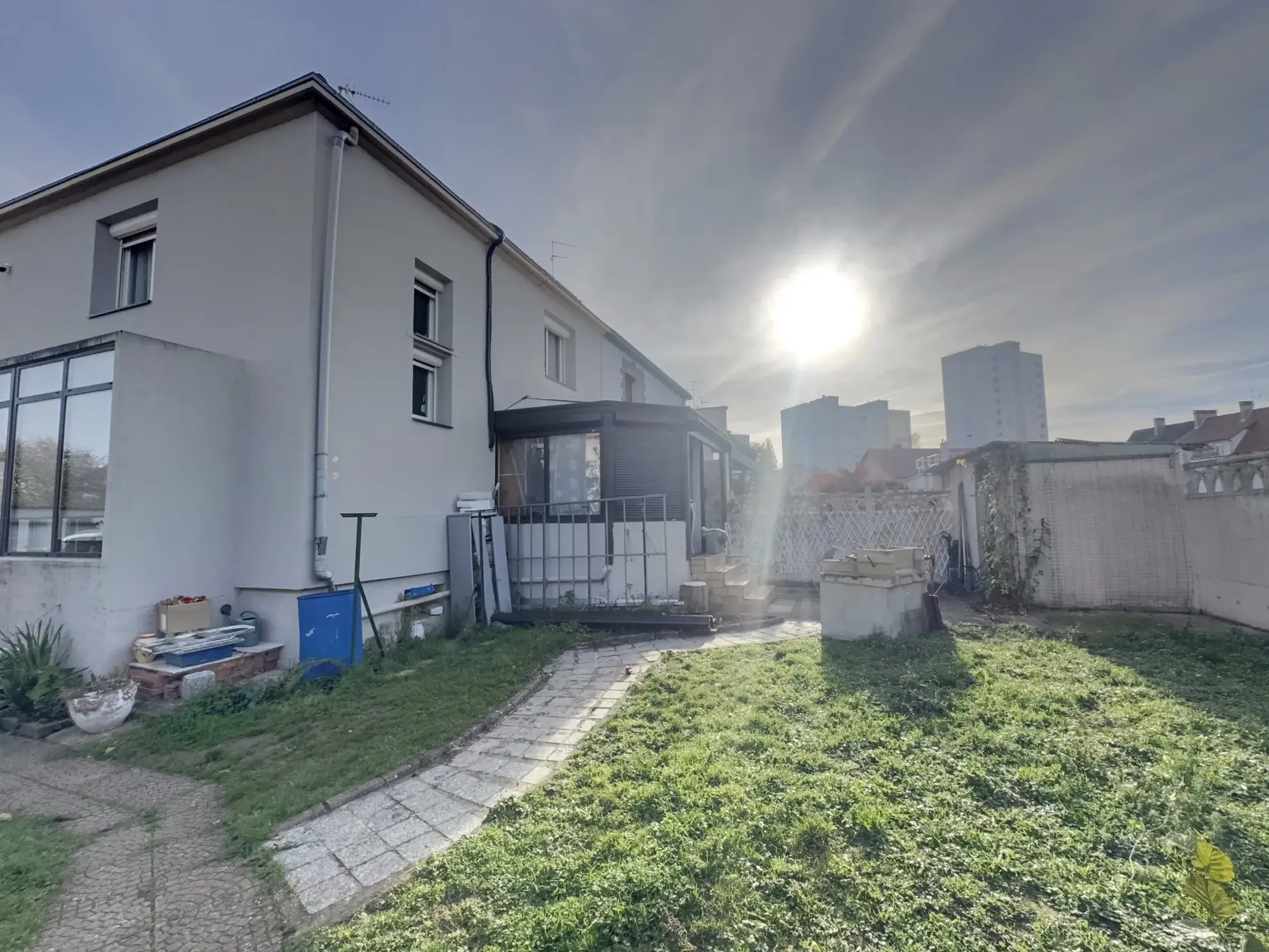 Charmante maison familiale de 80 m² avec jardin à Reims dans le quartier Maison Blanche