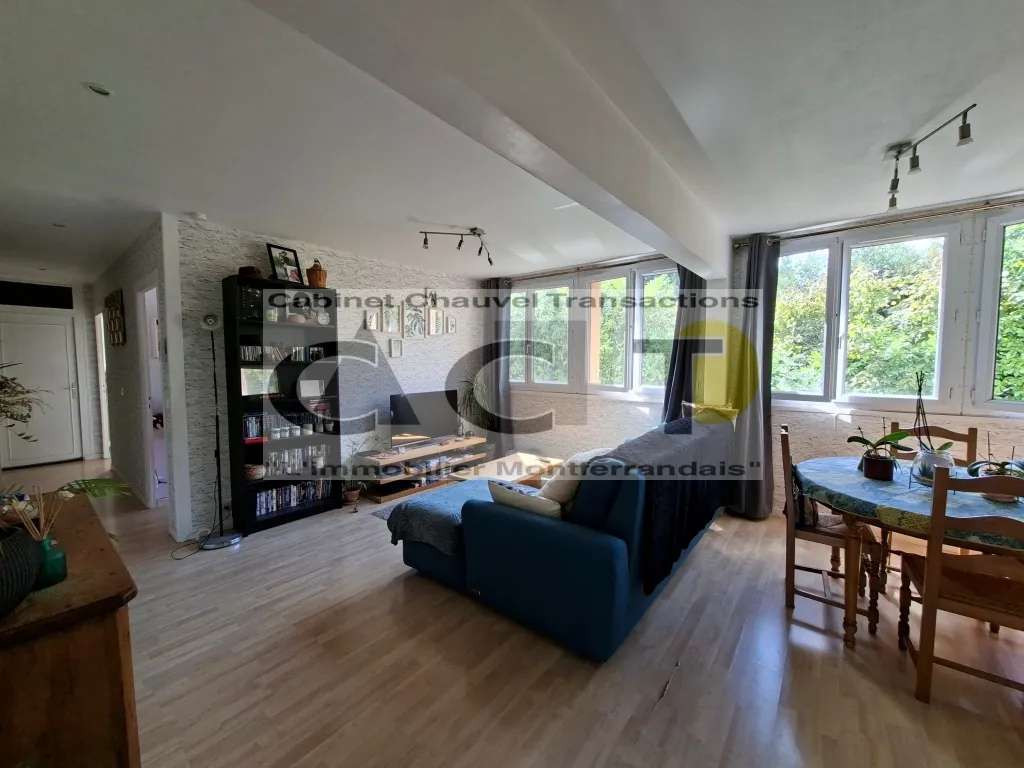 Achat appartement T3 avec balcon à Clermont-Ferrand, secteur Montjuzet 