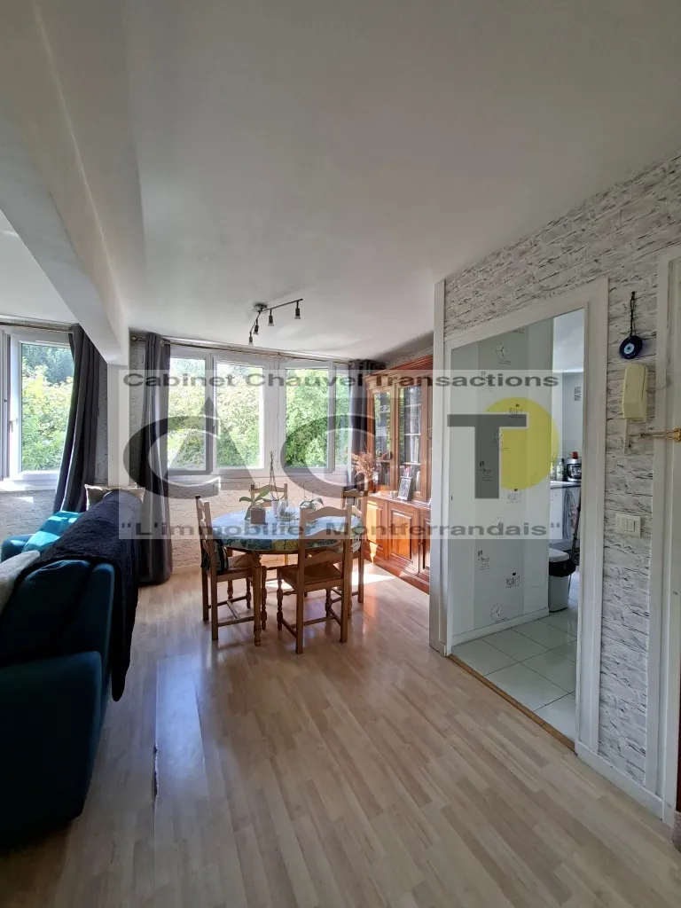 Achat appartement T3 avec balcon à Clermont-Ferrand, secteur Montjuzet 