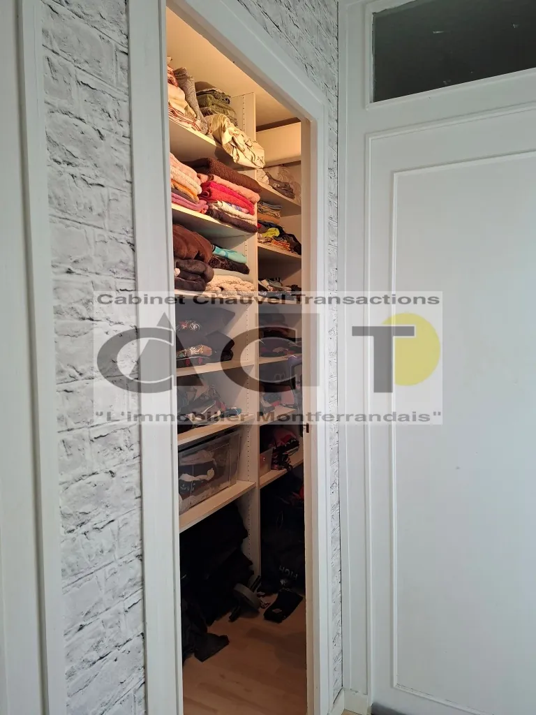 Achat appartement T3 avec balcon à Clermont-Ferrand, secteur Montjuzet 