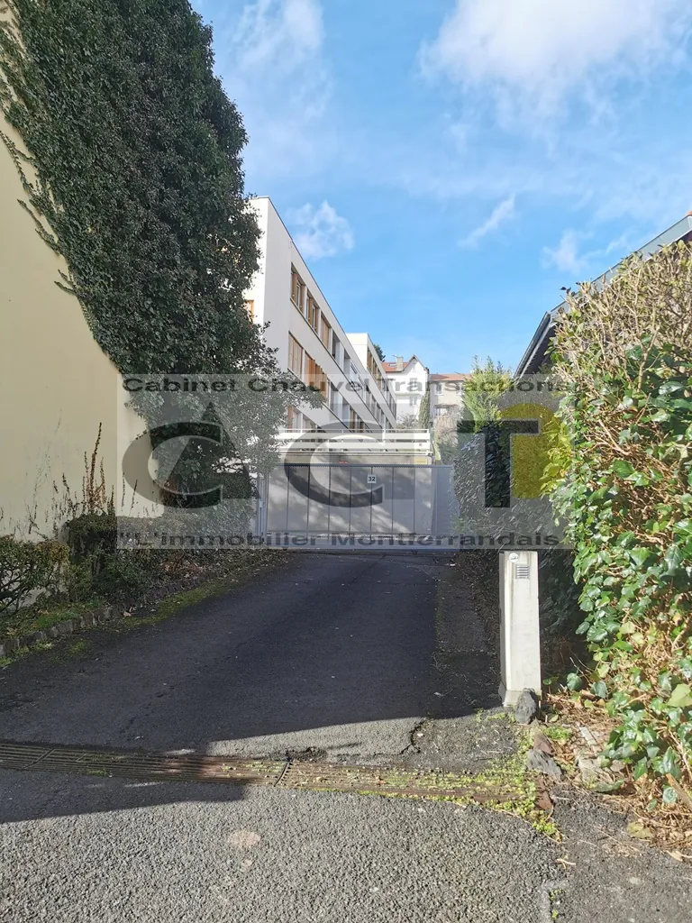 Achat appartement T3 avec balcon à Clermont-Ferrand, secteur Montjuzet 