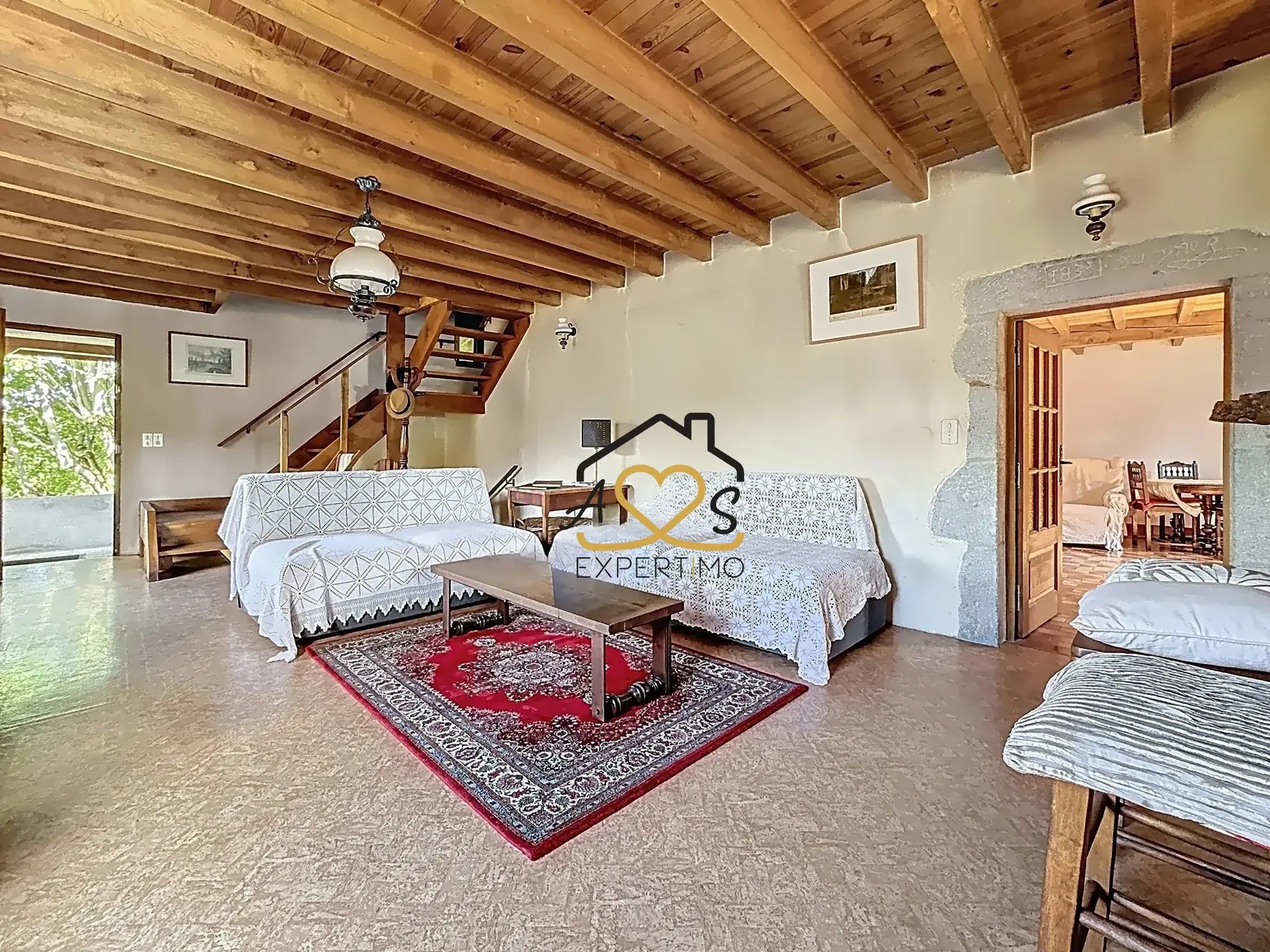 Maison individuelle charmante avec dépendances à Trézioux 