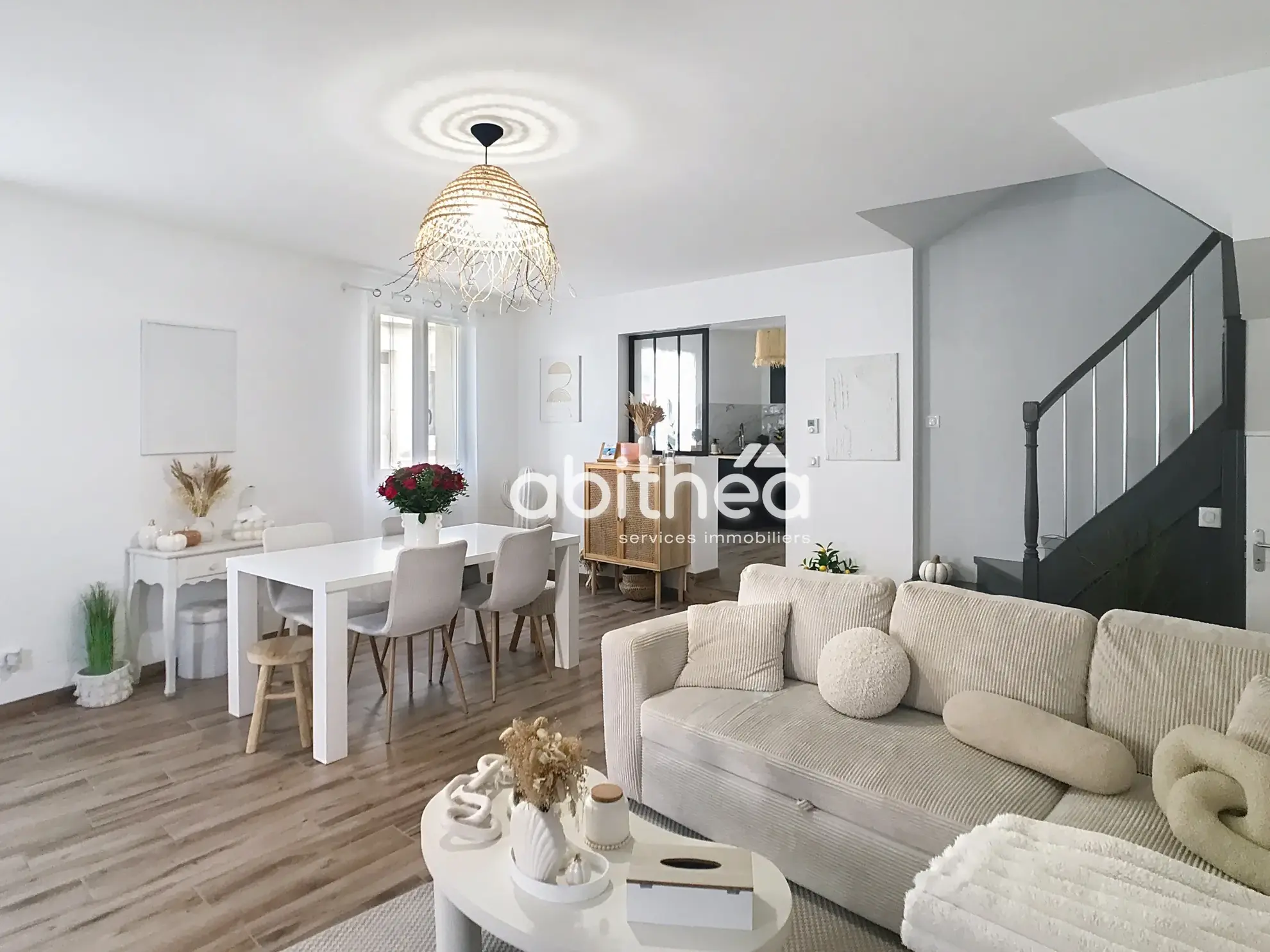 Ensemble de deux maisons rénovées à Angoulême – Opportunité d'investissement locatif