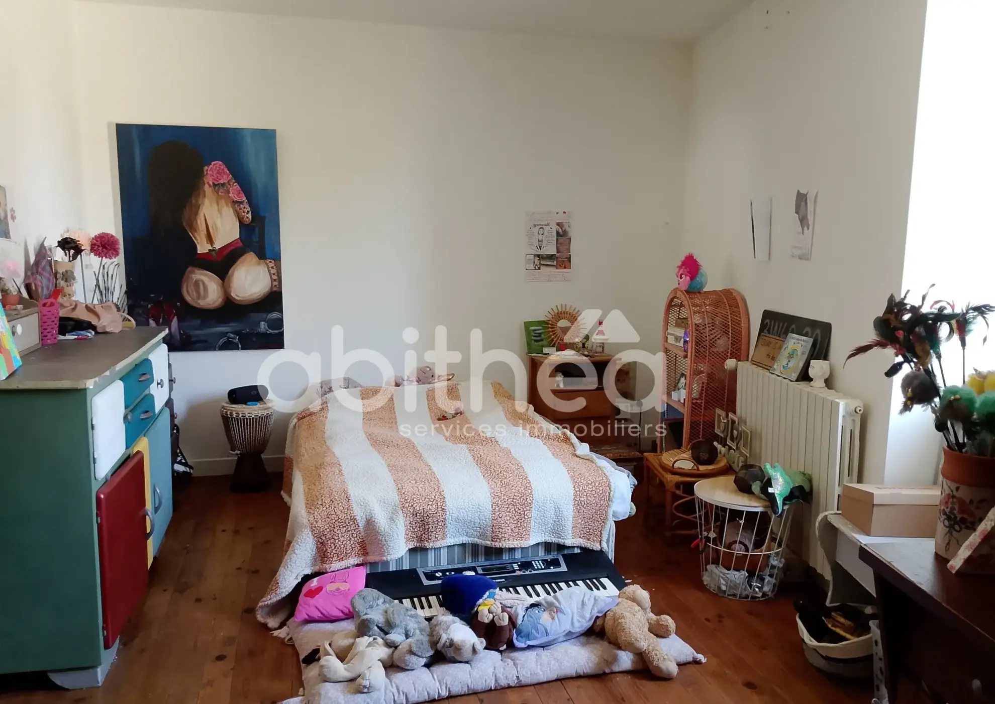 Longère en pierre avec dépendances et terrain clos à Mons (16140) - 87m² 