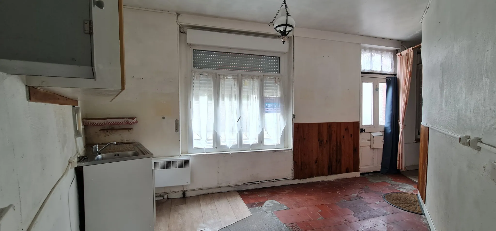 Maison à rénover de 51m² en plein centre de Fecamp, proche gare et plage 