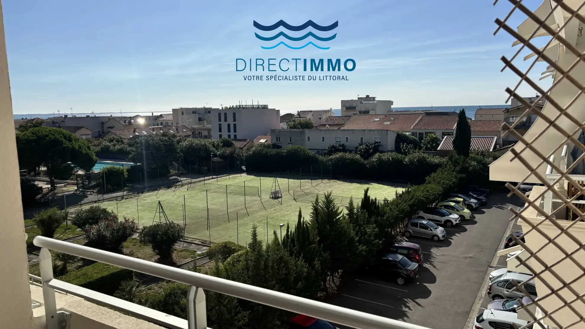 Studio rénové de 32 m² avec terrasse sud et vue mer à Carnon-Plage