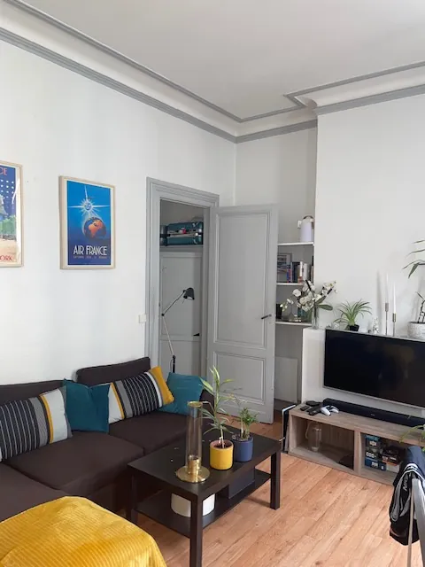 A vendre appartement T2 de 41,63 m² à Bordeaux proche Palais Gallien