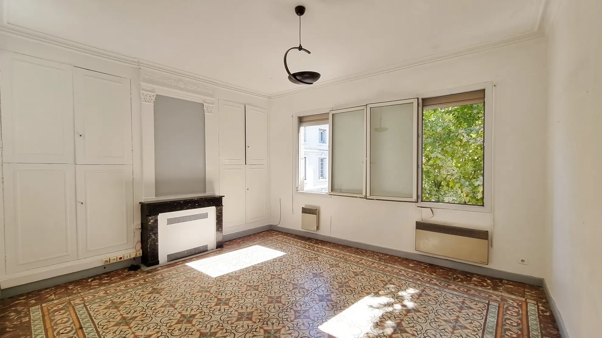 Appartement de 97 m² en vente à Sommieres avec parking et grands espaces