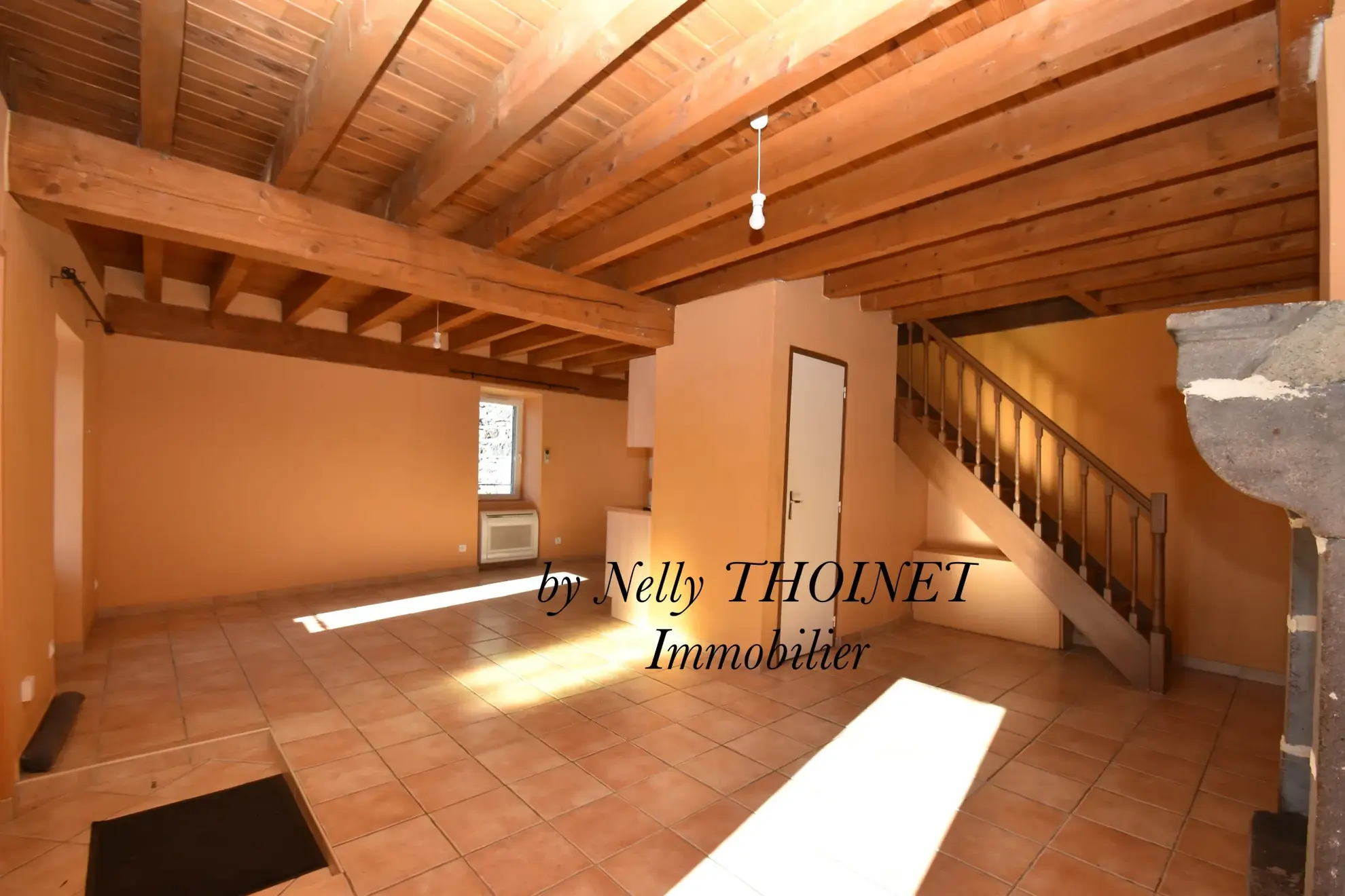 Charmante maison de village en pierre à Aydat, Auvergne, proche activités nature 