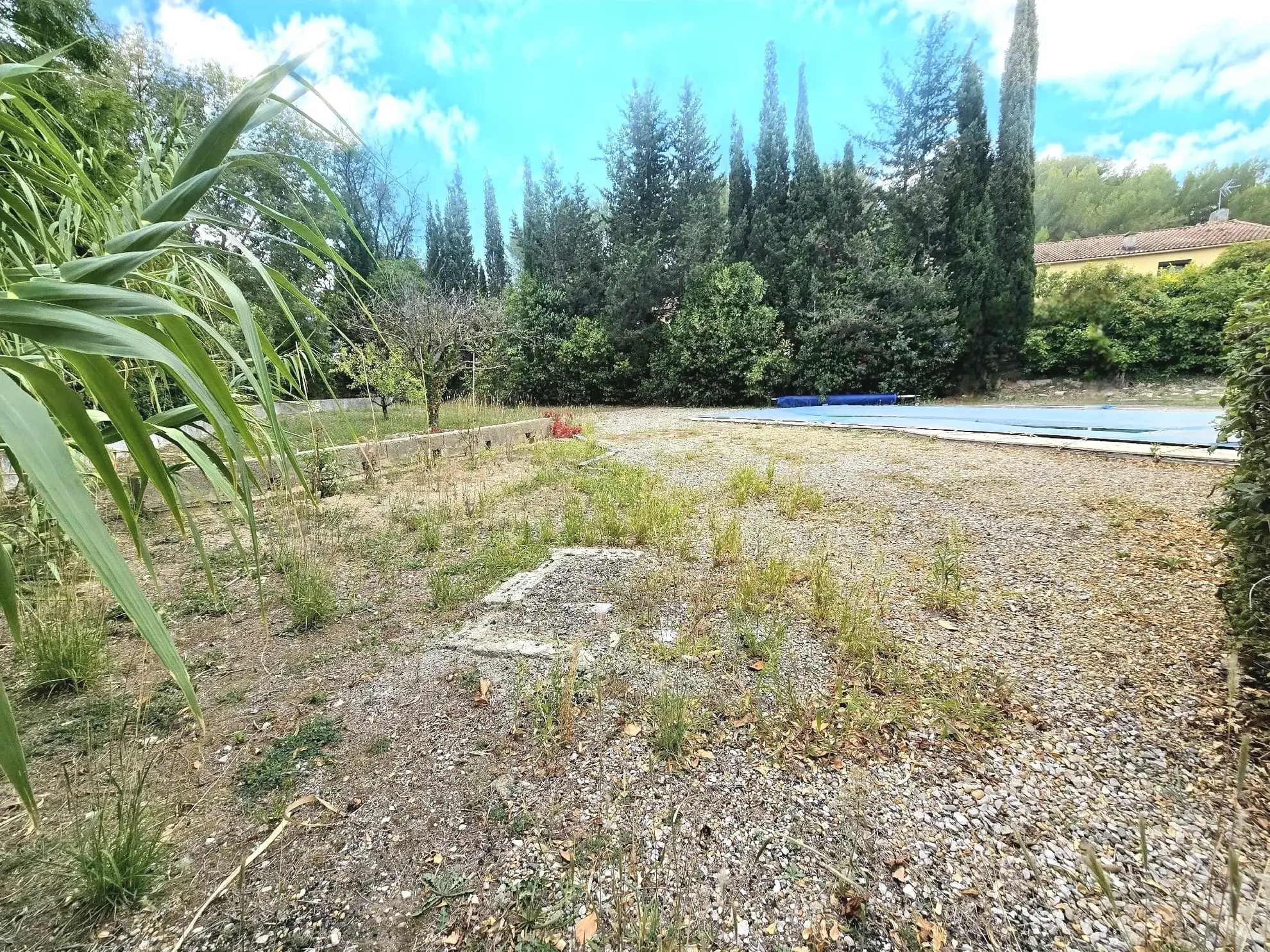Terrain constructible de 890 m² à Prades-le-Lez, idéal pour votre projet immobilier