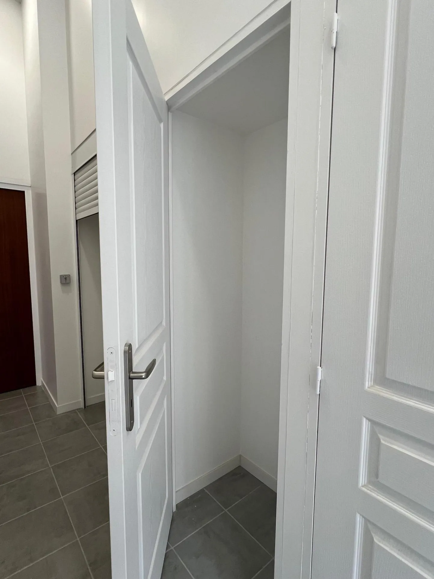 Local professionnel à vendre à Abbeville, idéal pour bureau ou commerce, 20 m² 