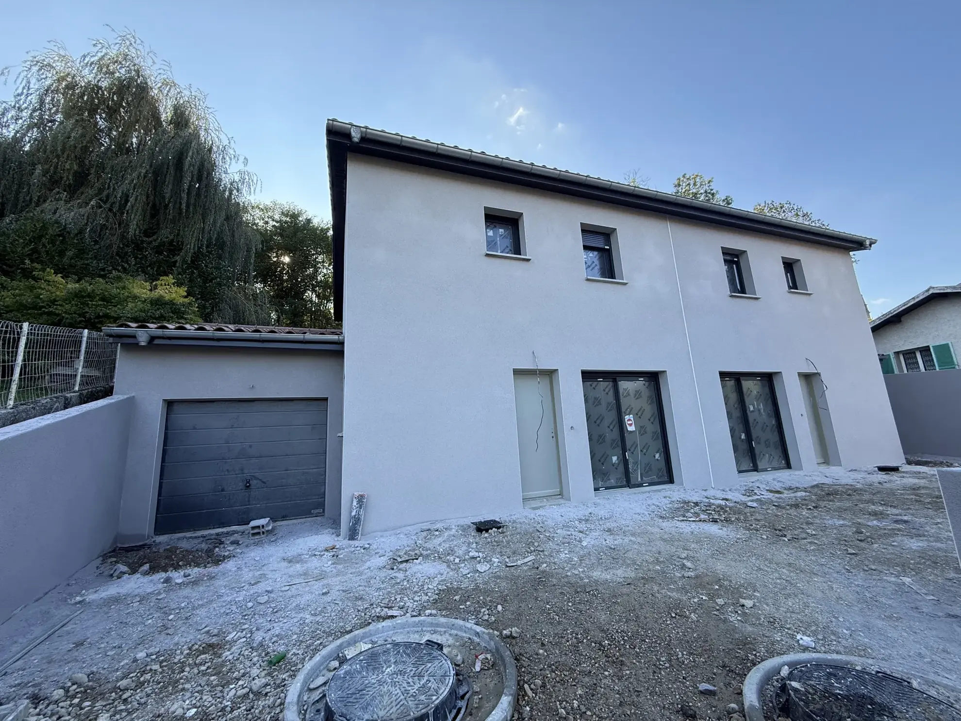 Villa neuve à Eyzin-Pinet (38780) proche de Vienne avec prestations haut de gamme