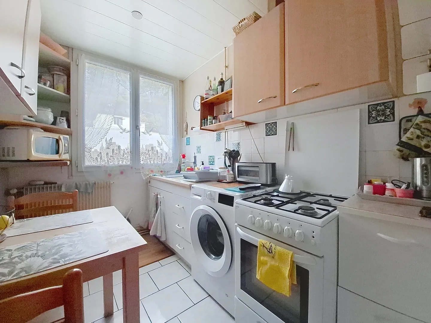 Appartement T3 de 51 m² à Grenoble en dernier étage avec vue sur les massifs 