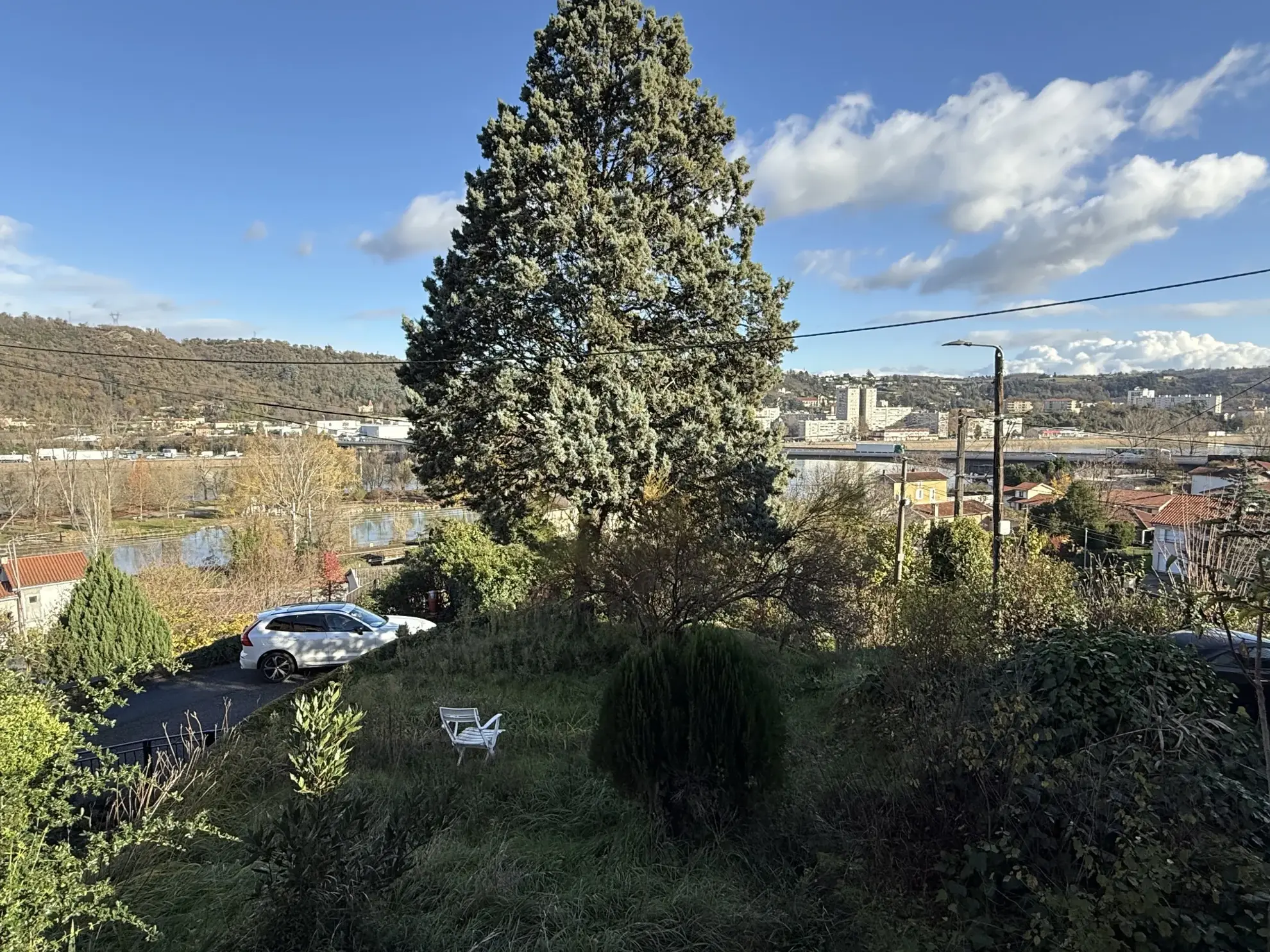 Maison ancienne à rénover à Saint-Romain-en-Gal - 99 m² sur 592 m² 