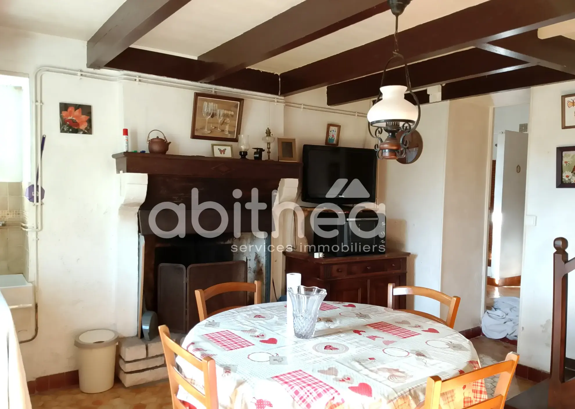Maison de 60 m² avec jardin et terrains à Terres de haute Charente 