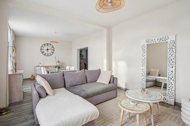 Local commercial de 61 m² à Haulchin proche de l'A2, idéal pour activité