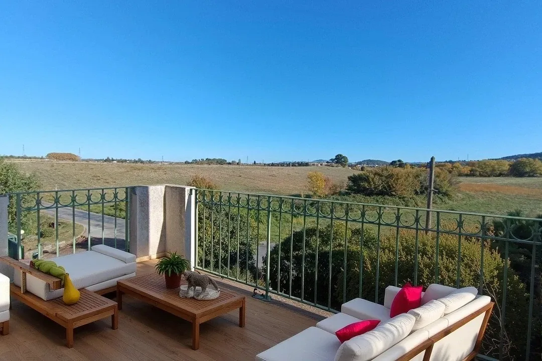 Appartement 54 m² avec terrasse à Carcassonne, calme et convivial