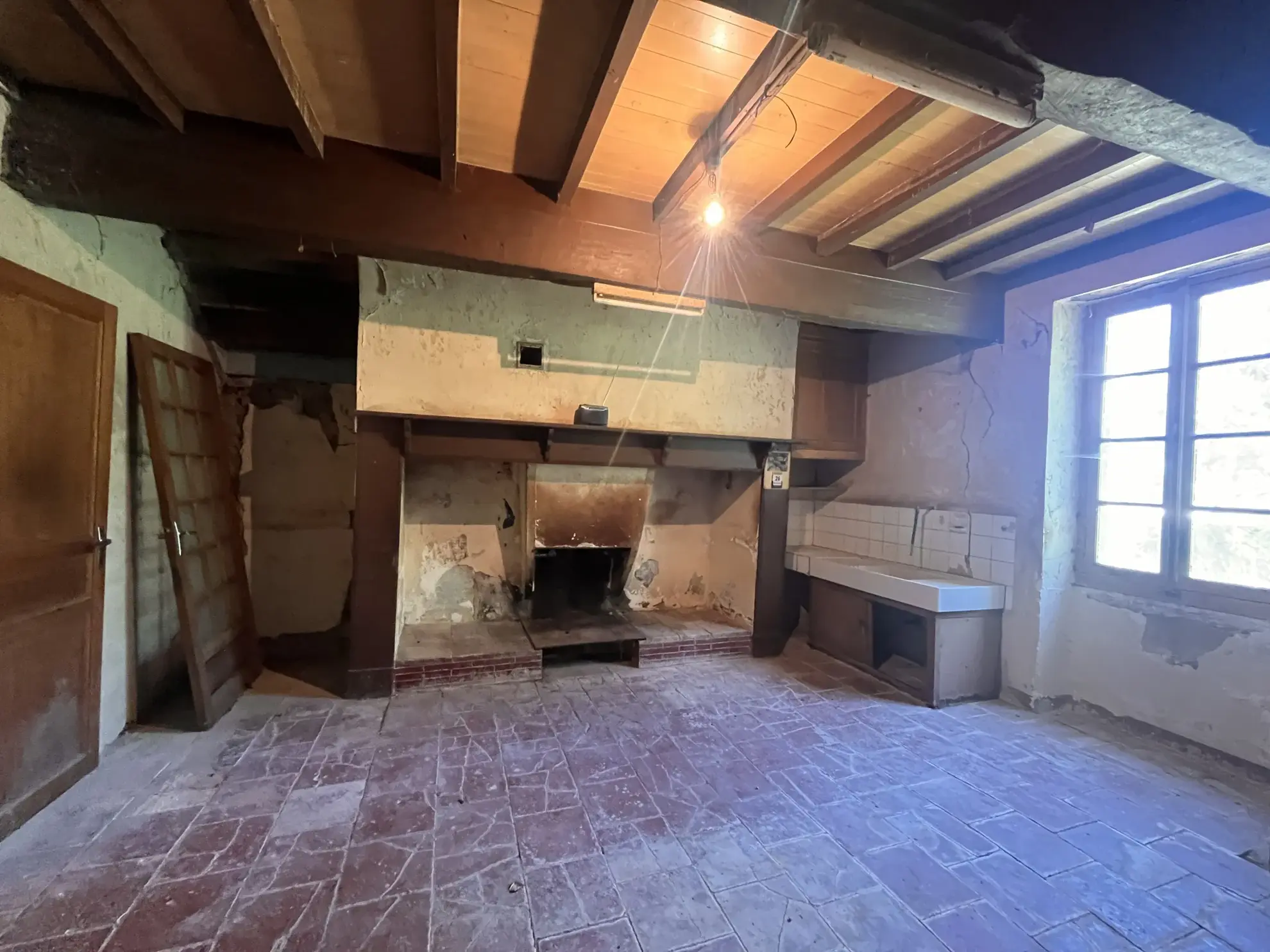 Ancien Corps de Ferme à Rénover dans le Gers avec Vue Pyrénées 